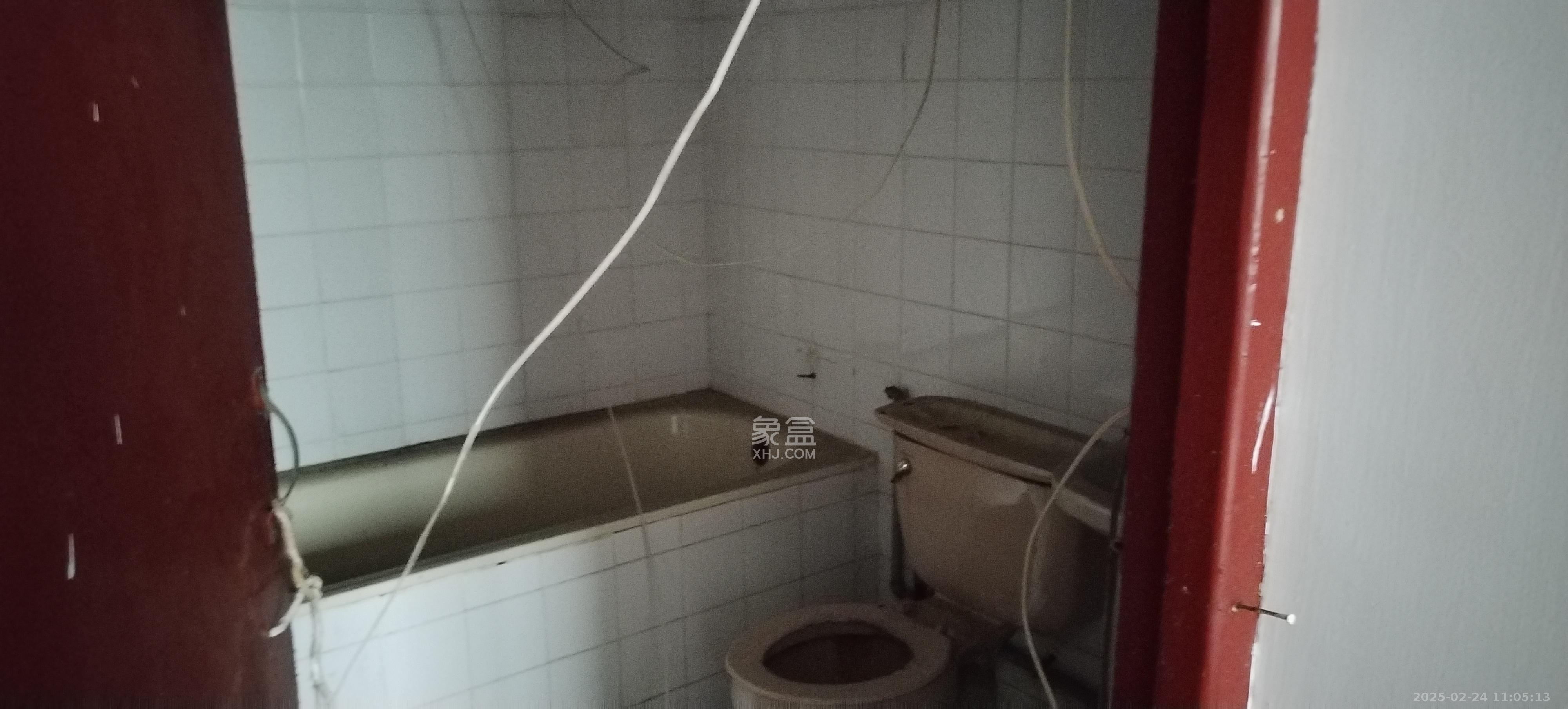 兰景花园 3室2厅1卫 1600.0元/月 兰景花园 3室2厅1卫 1600.0元/月室内图