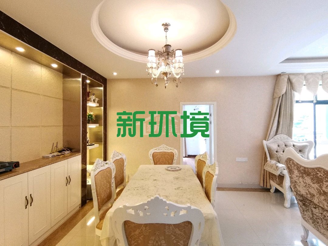 天门壹号 4室2厅2卫 75.8万 天门壹号 4室2厅2卫 75.8万客厅