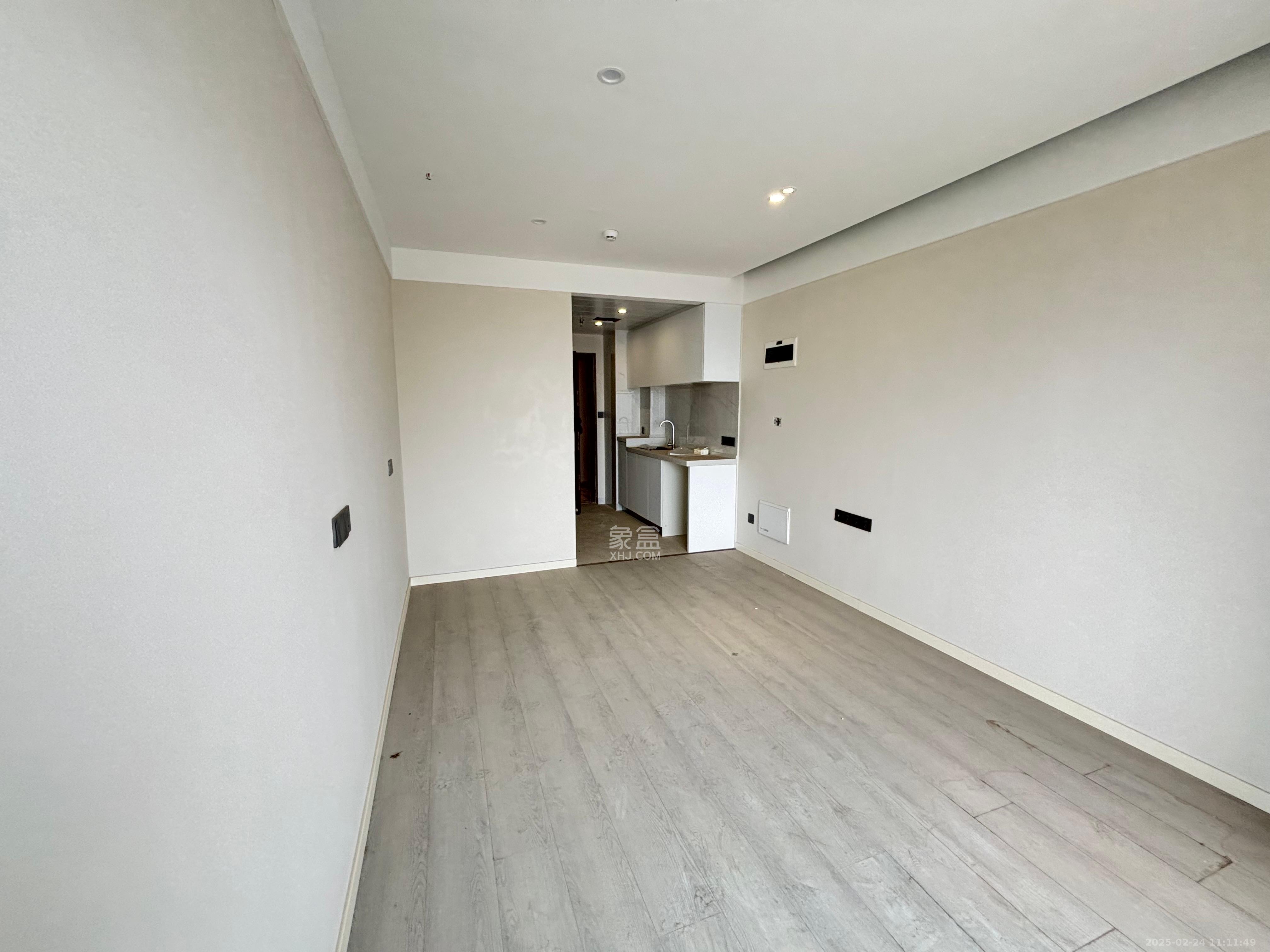 华润翡翠府  1室1厅1卫   1200.00元/月室内图