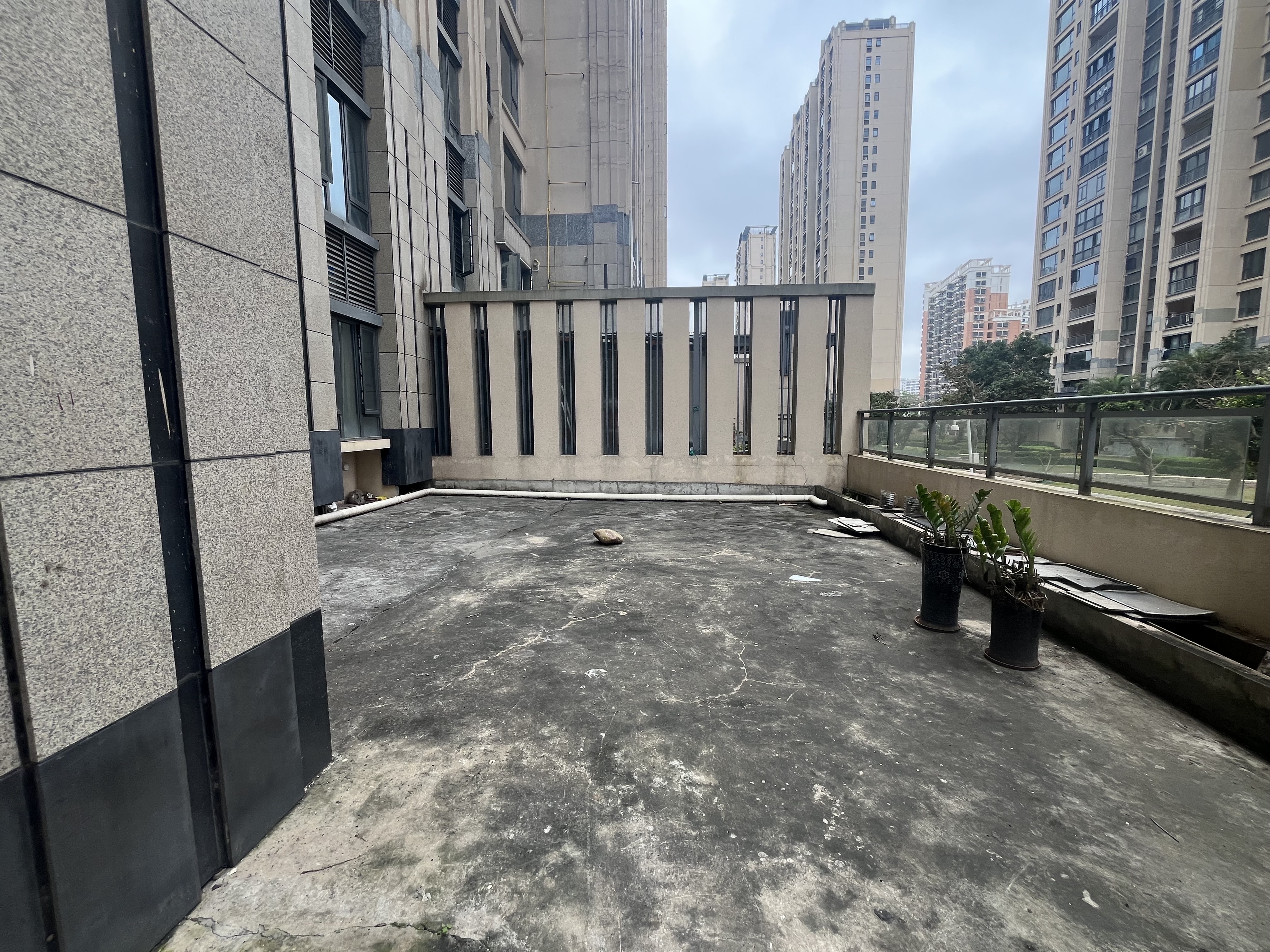 海航豪庭北苑  3室2厅2卫   4500.00元/月室内图