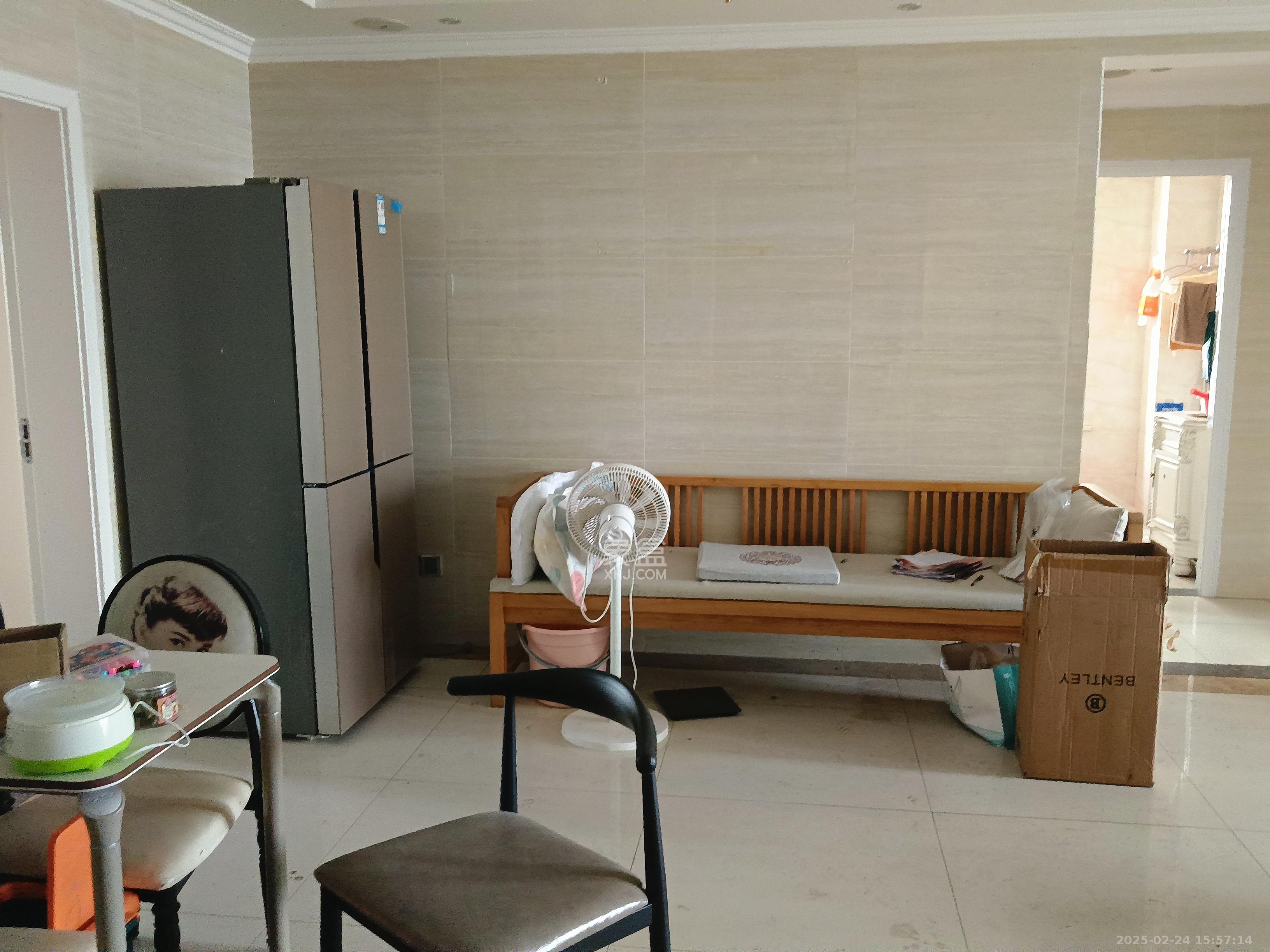 巢之恋  3室2厅1卫   2800.00元/月室内图
