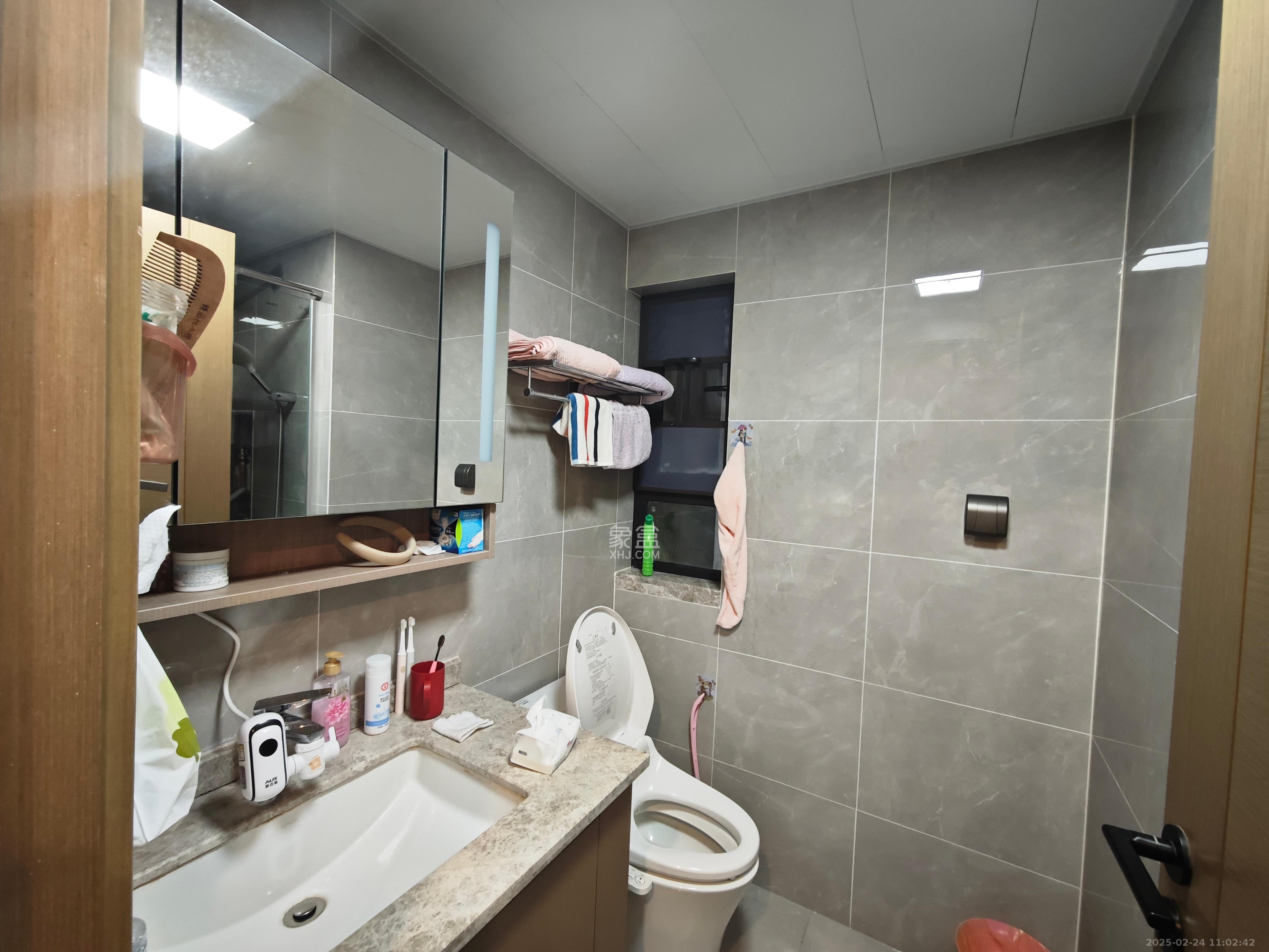 万科里金域国际 4室2厅2卫 8000.0元/月 万科里金域国际 4室2厅2卫 8000.0元/月室内图