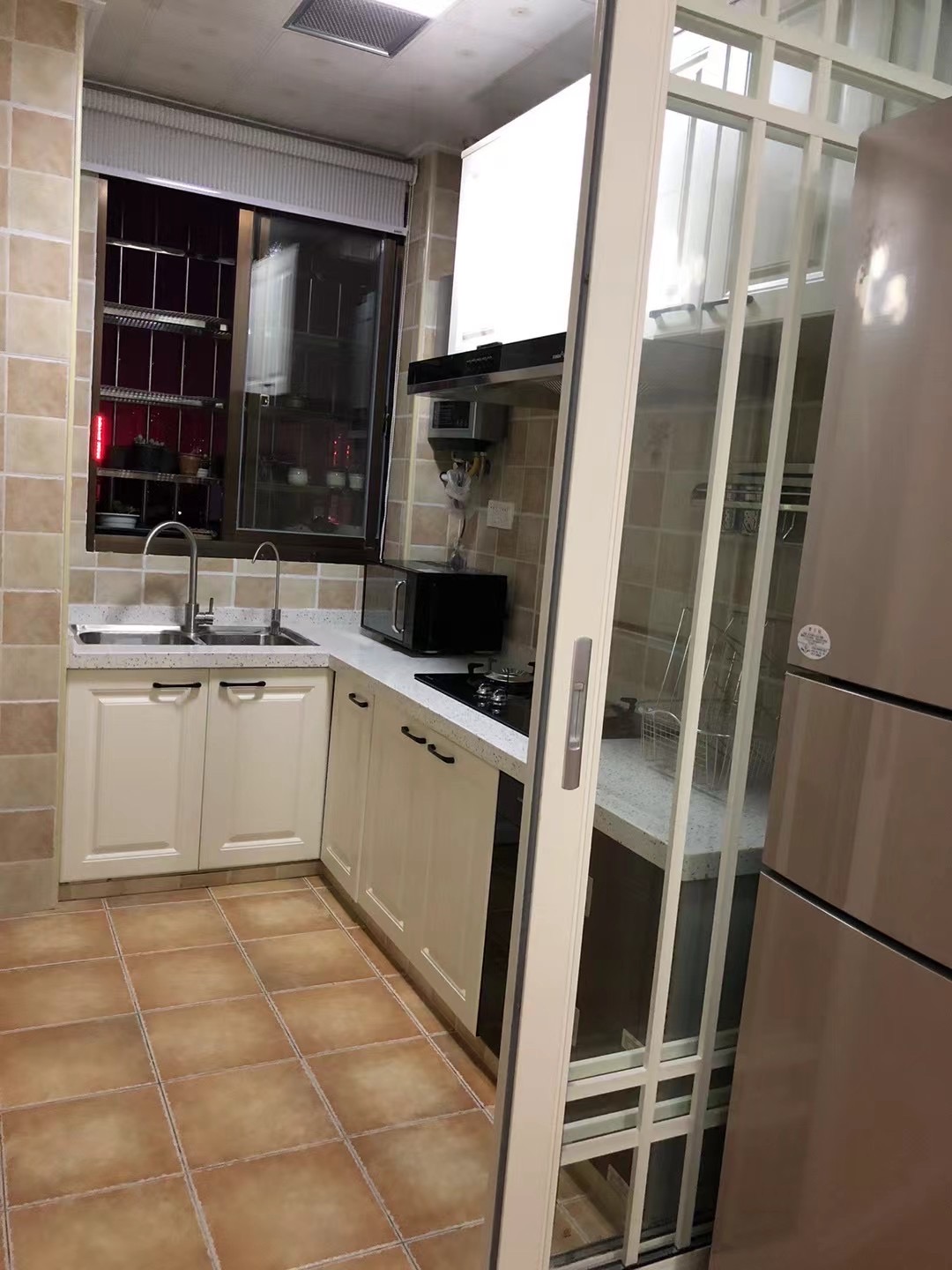 吉星花园  2室0厅0卫    1500.0元/月 吉星花园  2室0厅0卫    1500.0元/月室内图