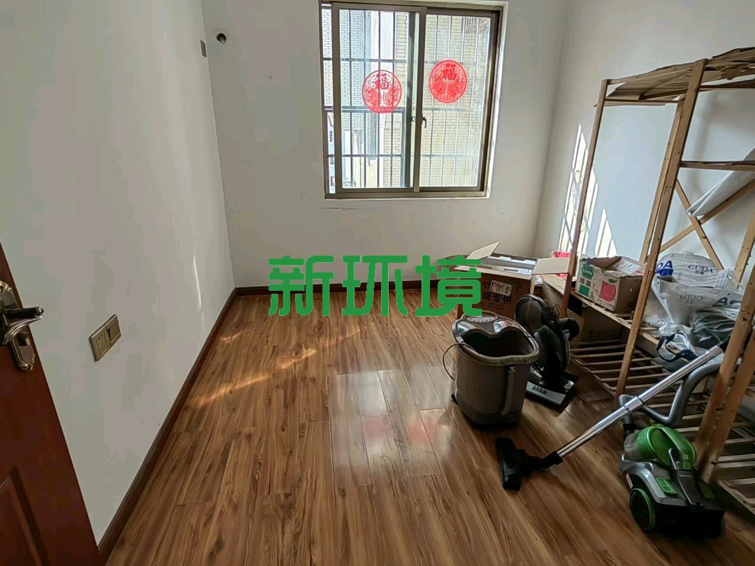 西溪美景  3室2厅1卫   61.80万客厅