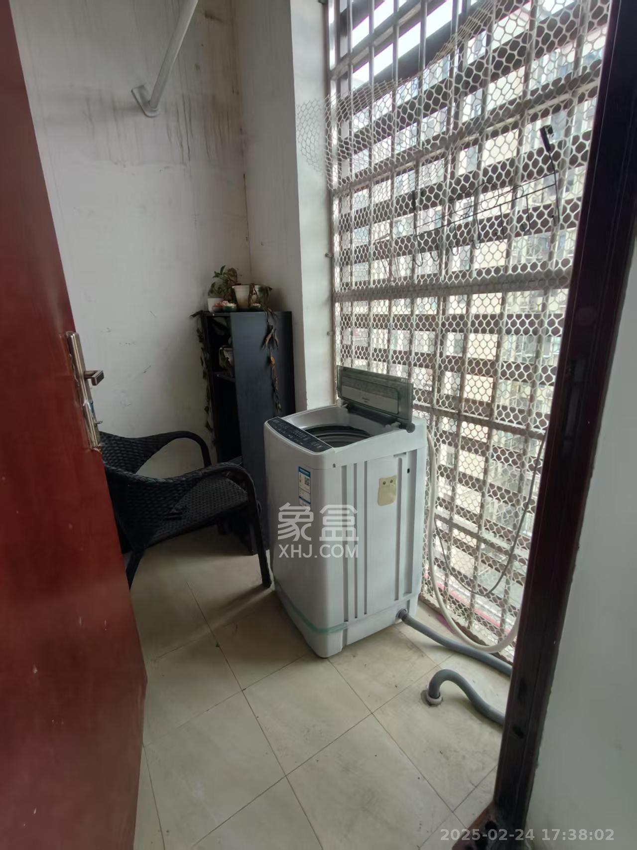 乐尚城 1室1厅1卫 1500.0元/月 乐尚城 1室1厅1卫 1500.0元/月室内图