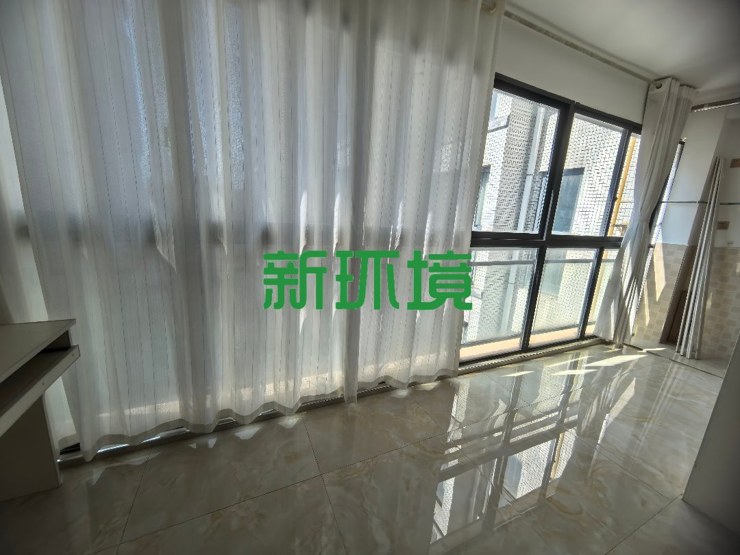 月亮湾三期  3室2厅2卫   69.80万客厅