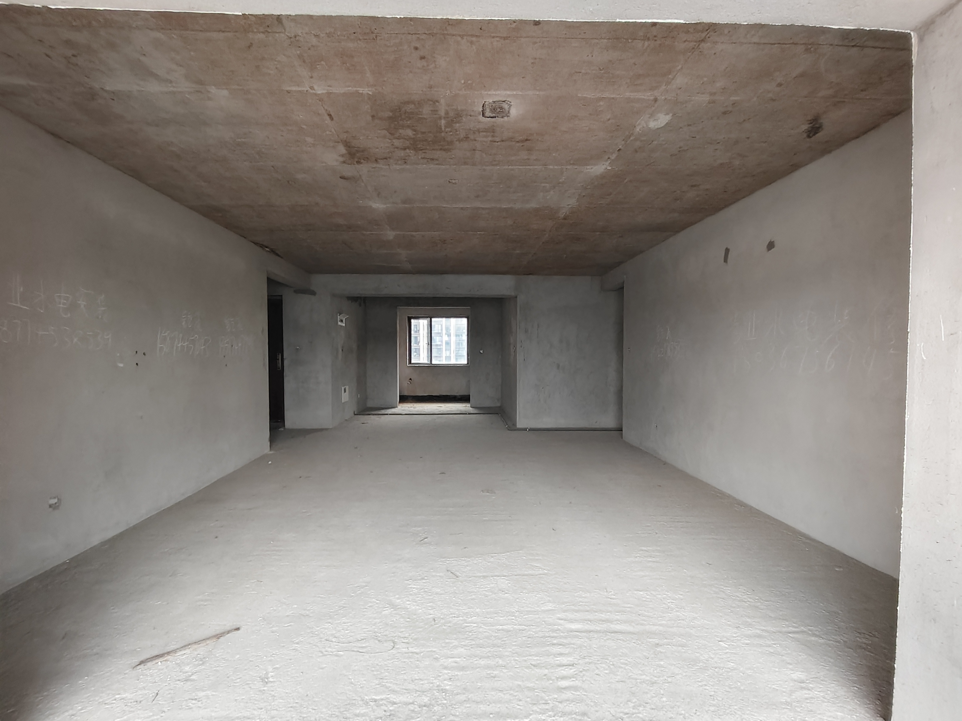 山水印象澜庭 4室2厅2卫 2800.0元/月 山水印象澜庭 4室2厅2卫 2800.0元/月室内图