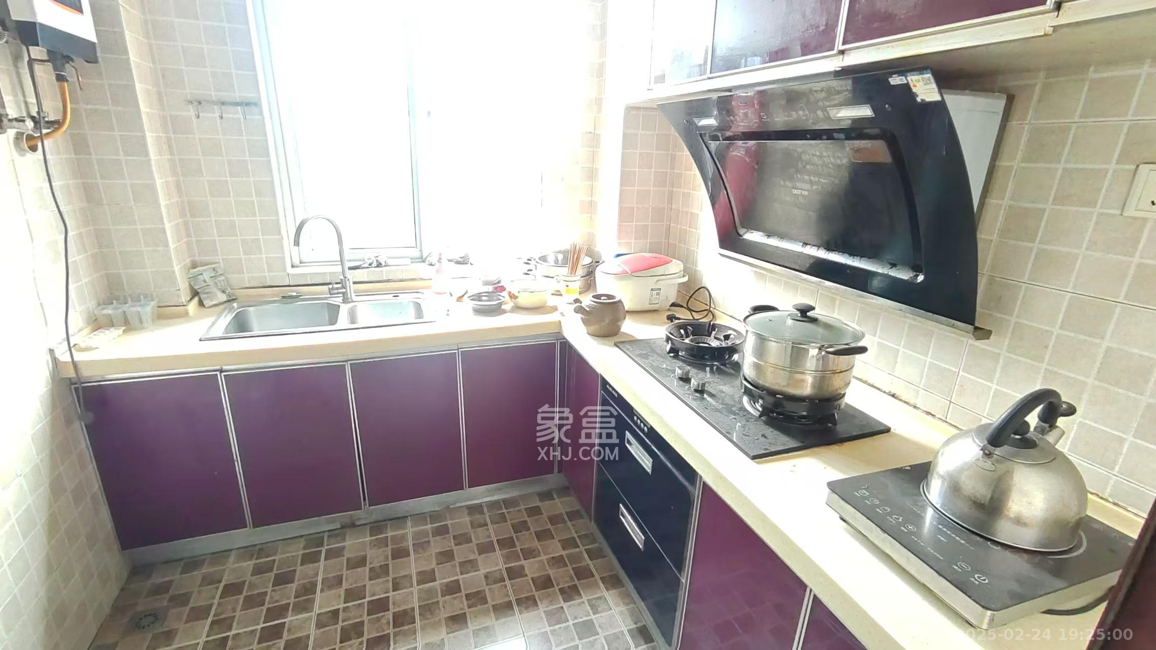 山水湾  2室2厅1卫    1200.0元/月 山水湾  2室2厅1卫    1200.0元/月室内图