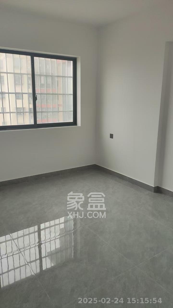 红建滨水铭城  3室2厅2卫   1400.00元/月室内图