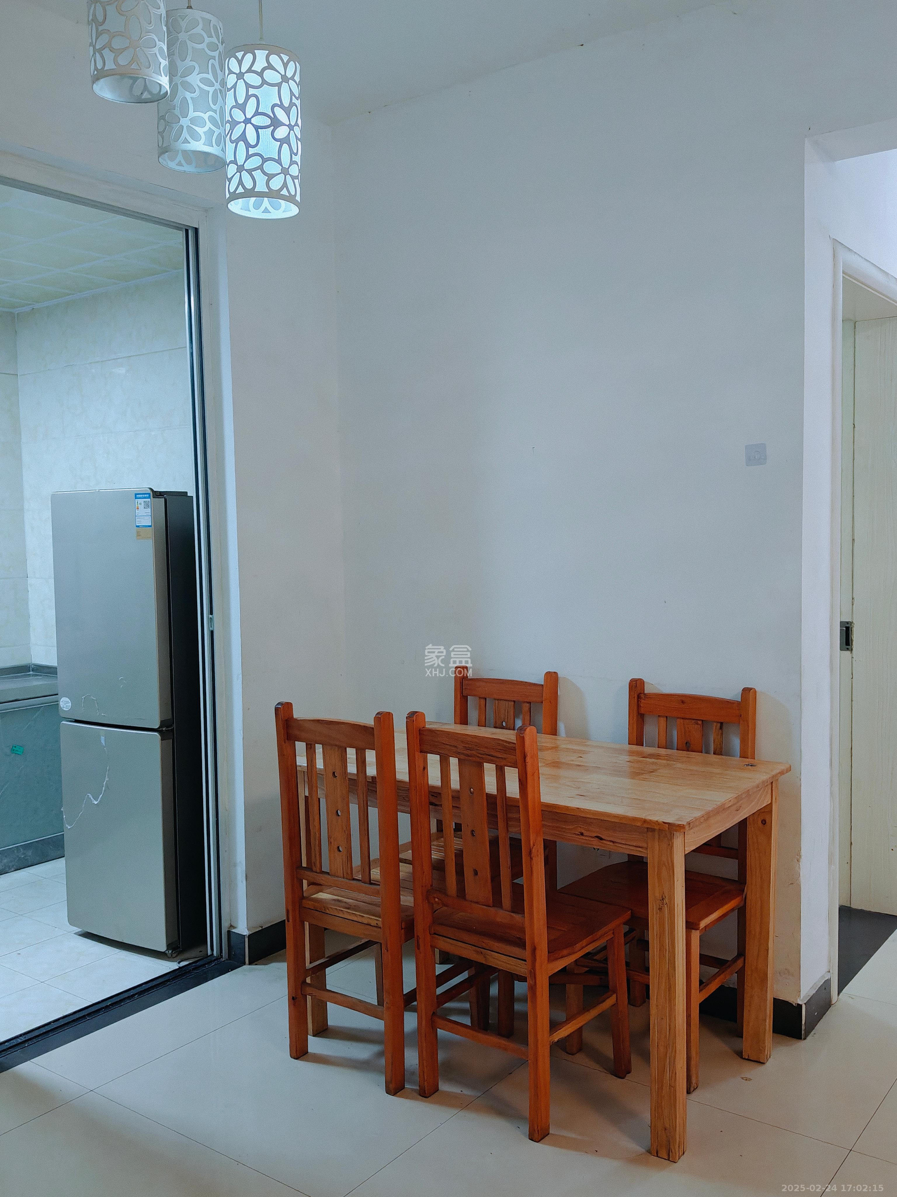 乾源国际 3室1厅2卫 1800.0元/月 乾源国际 3室1厅2卫 1800.0元/月室内图