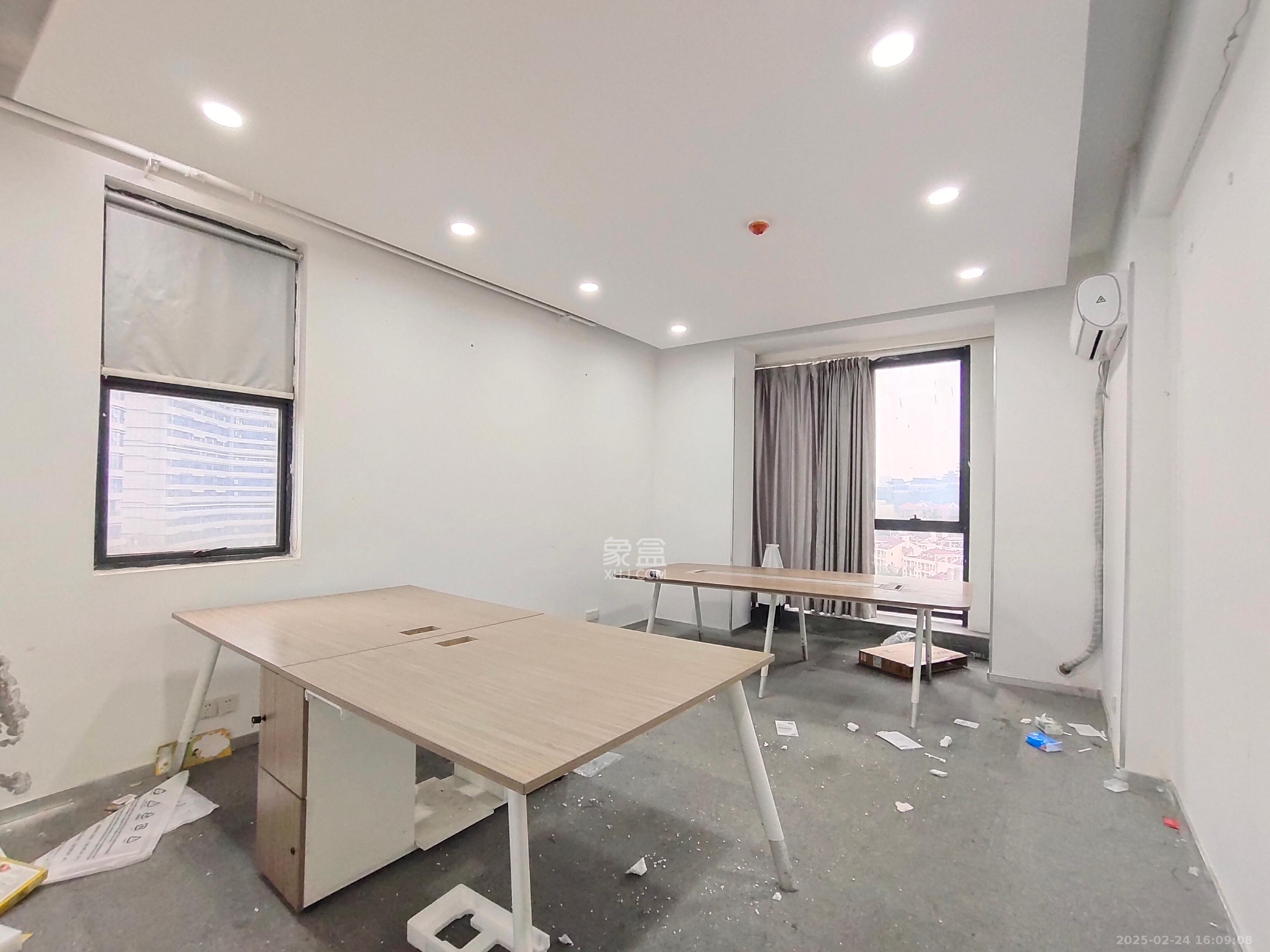 融科东南海 1室1厅1卫 10000.0元/月 融科东南海 1室1厅1卫 10000.0元/月室内图