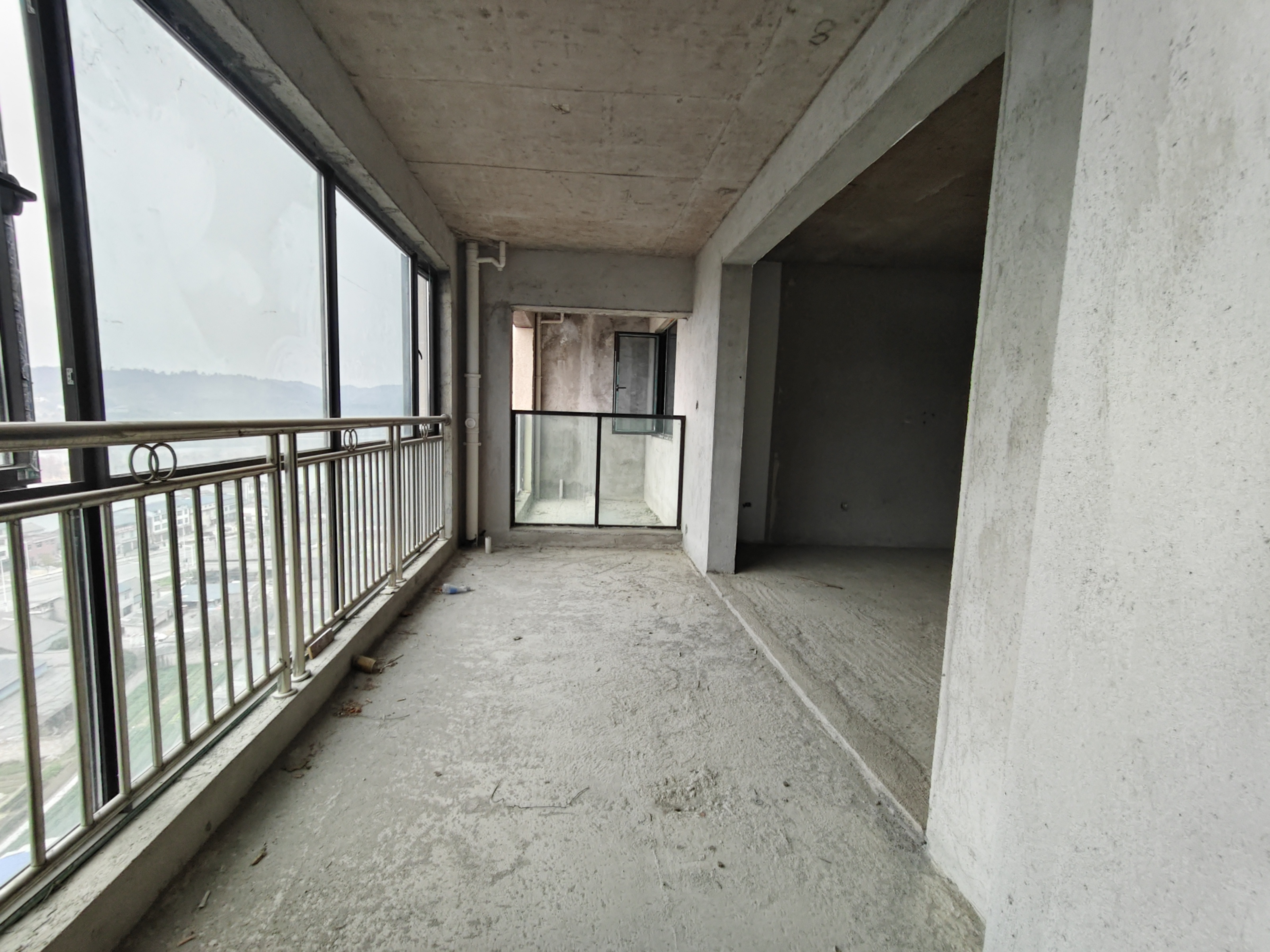 山水印象澜庭 4室2厅2卫 2800.0元/月 山水印象澜庭 4室2厅2卫 2800.0元/月室内图