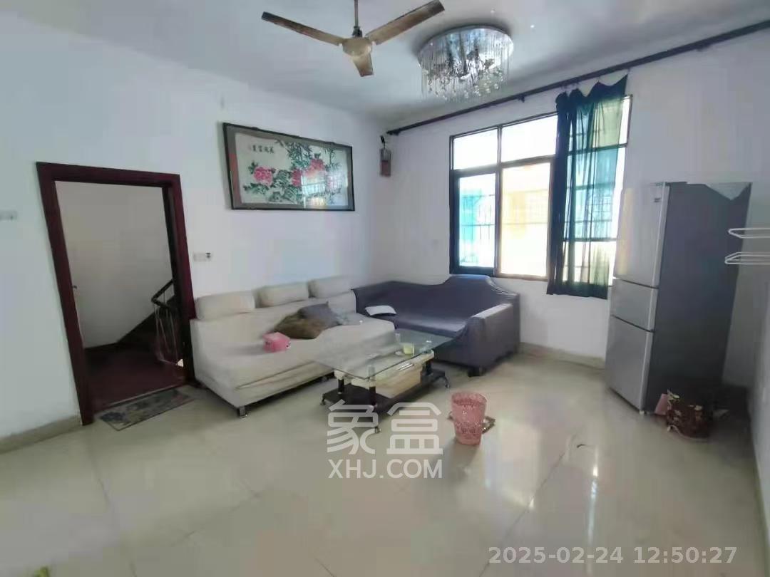 星沙一区 2室1厅1卫 1200.0元/月 星沙一区 2室1厅1卫 1200.0元/月室内图