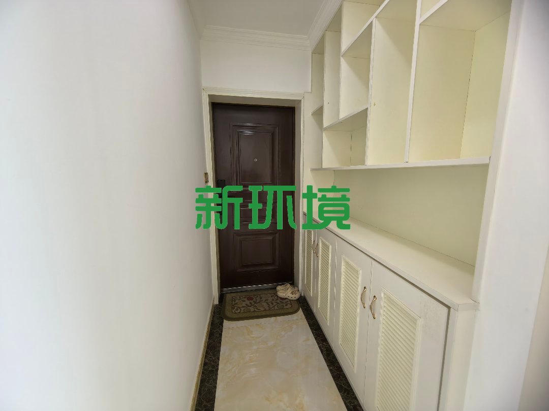 月亮湾三期  3室2厅2卫   69.80万客厅