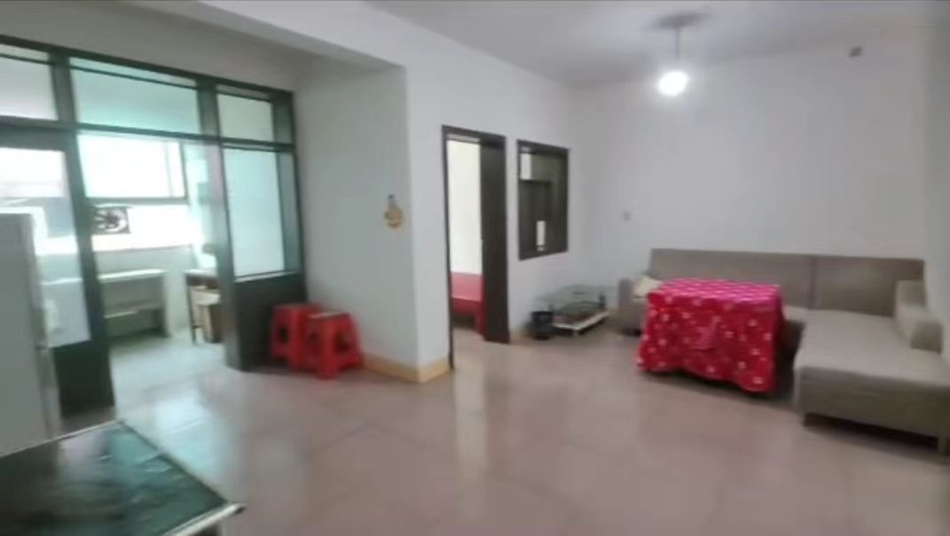 金谷市场 3室2厅1卫 650.0元/月 金谷市场 3室2厅1卫 650.0元/月室内图