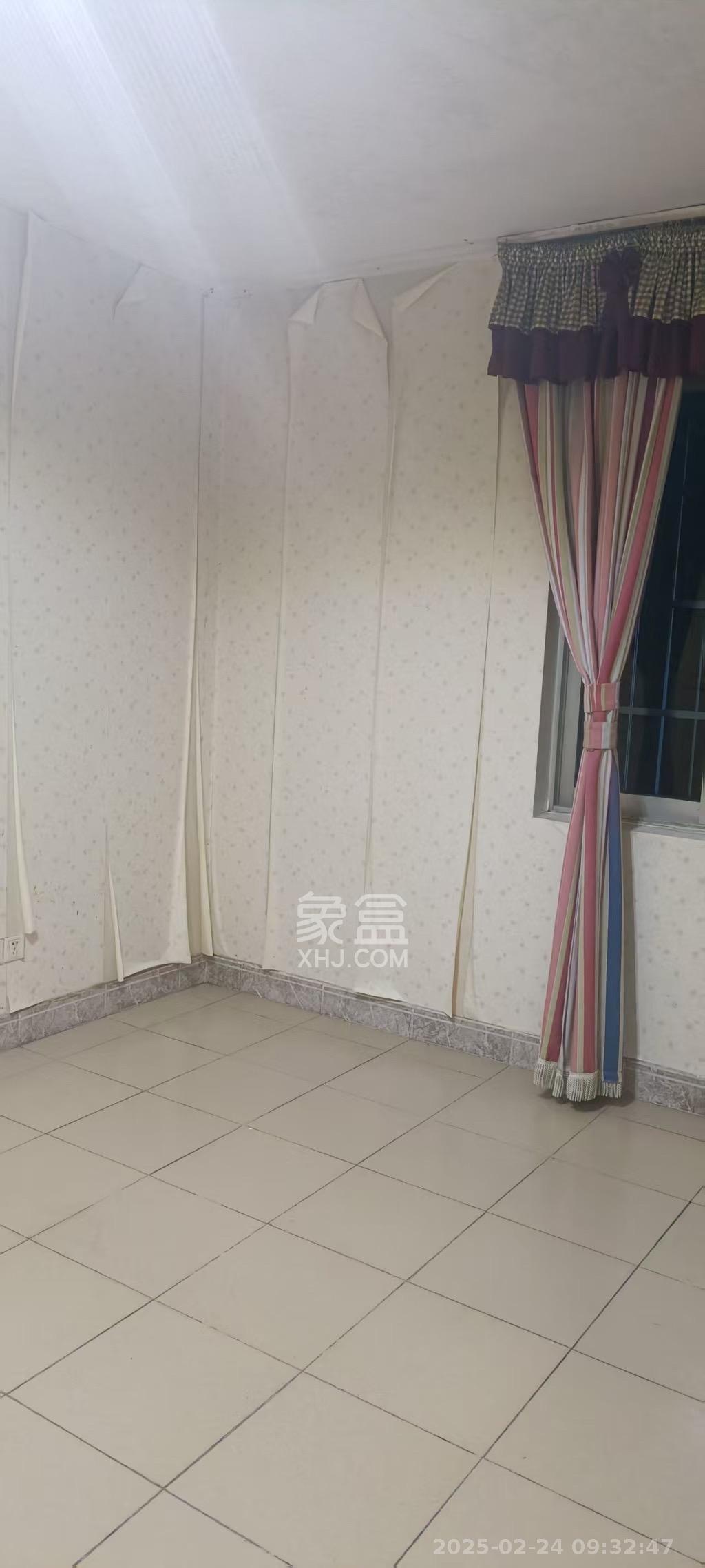 湘农大厦  1室1厅1卫    1800.0元/月室内图