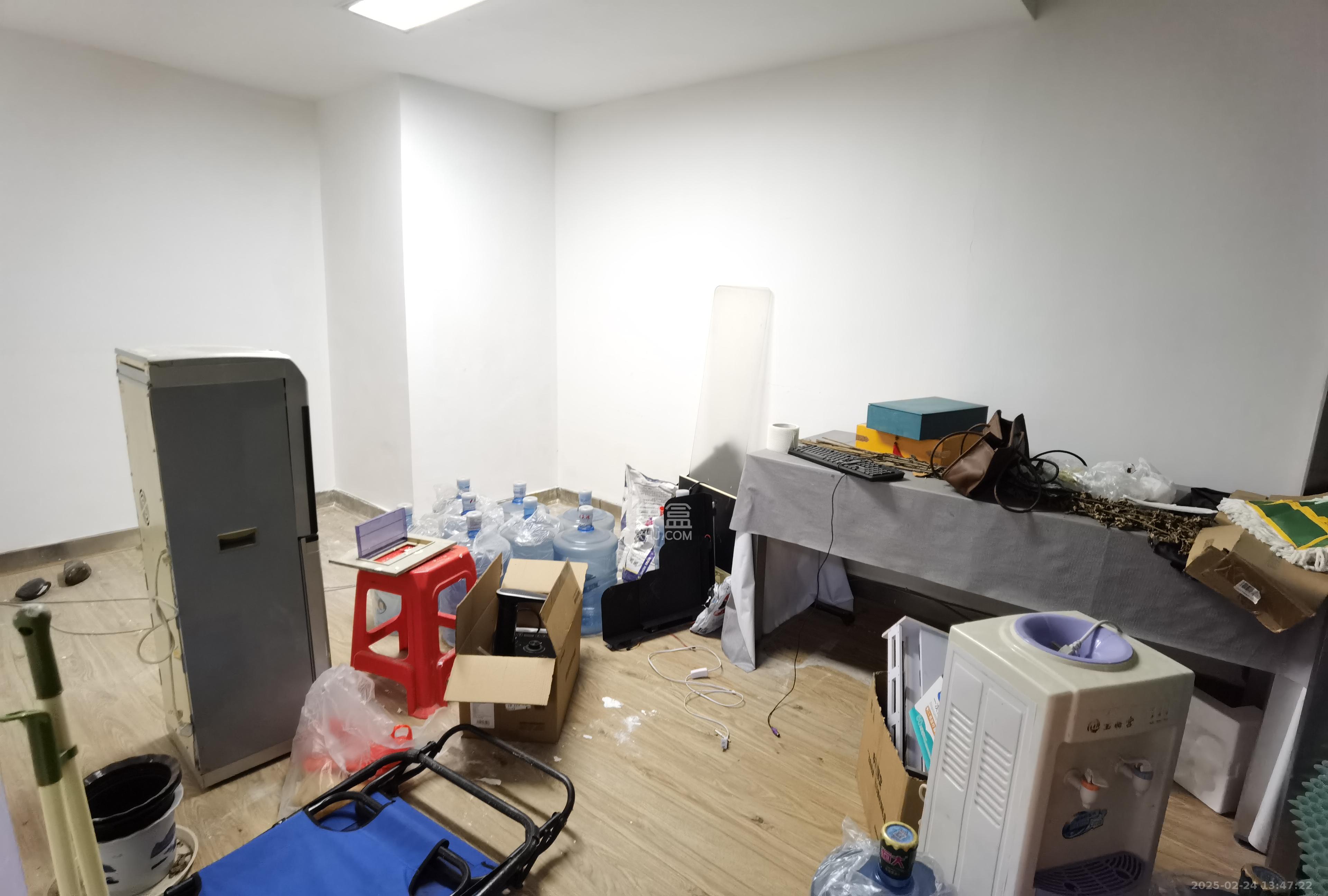 上河国际A座  1室0厅0卫   12000.00元/月室内图