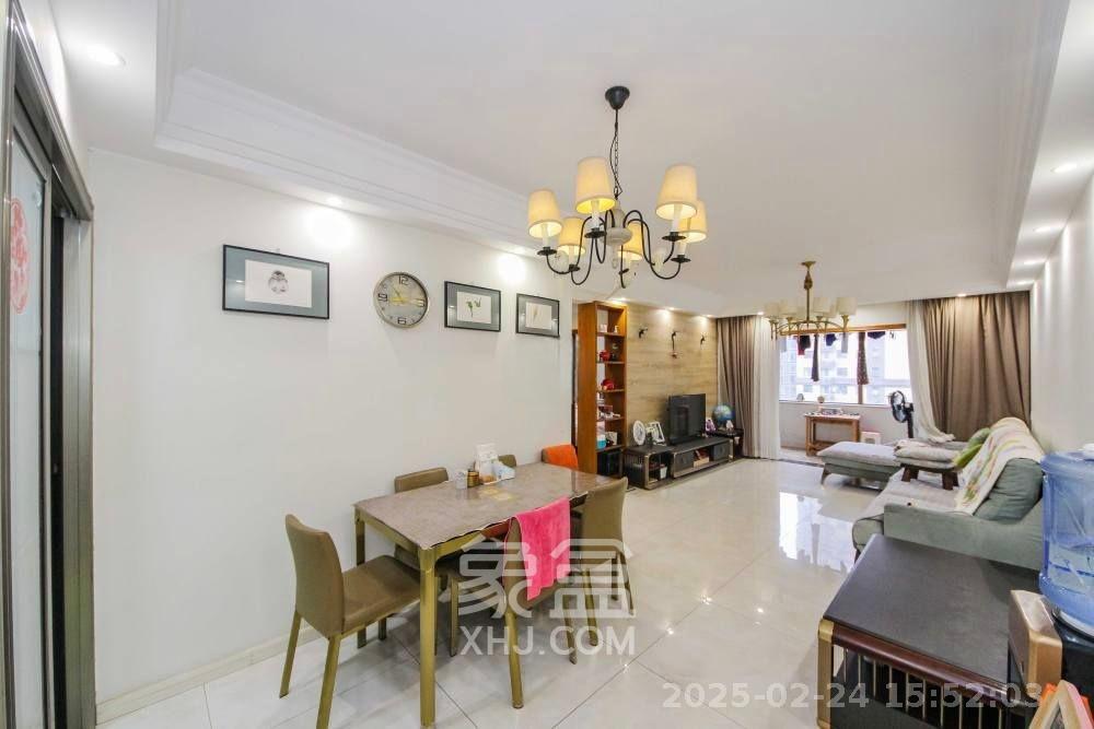 江山帝景哈佛  3室2厅1卫    2000.0元/月 江山帝景哈佛  3室2厅1卫    2000.0元/月