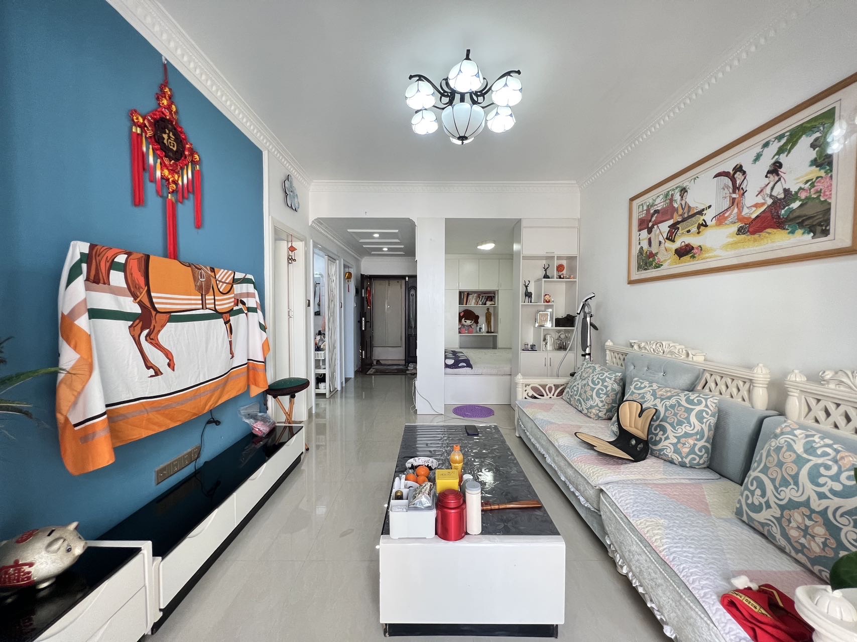 海岸银座花园 2室2厅1卫 95.0万 海岸银座花园 2室2厅1卫 95.0万客厅