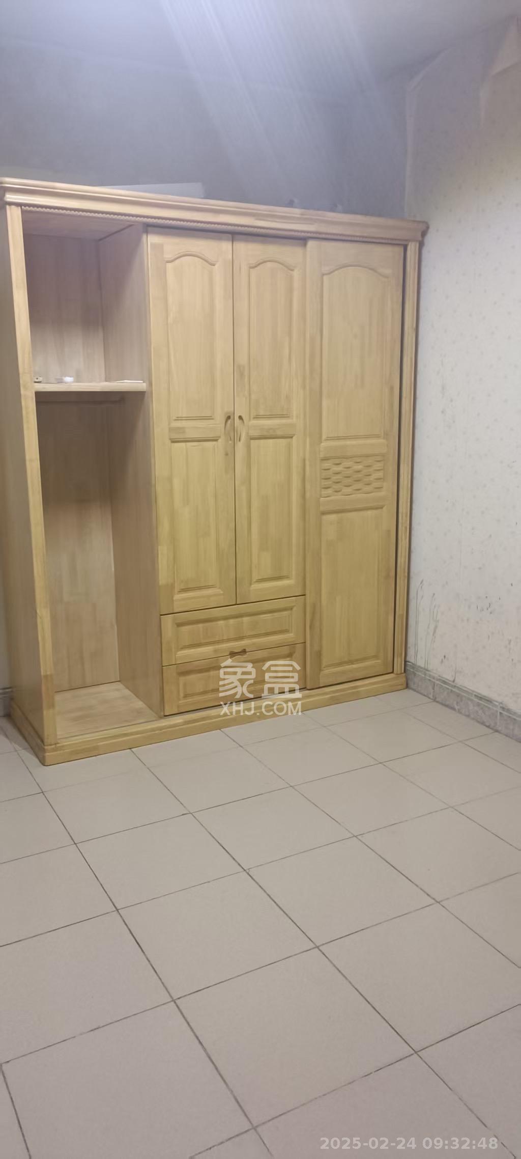 湘农大厦  1室1厅1卫    1800.0元/月室内图