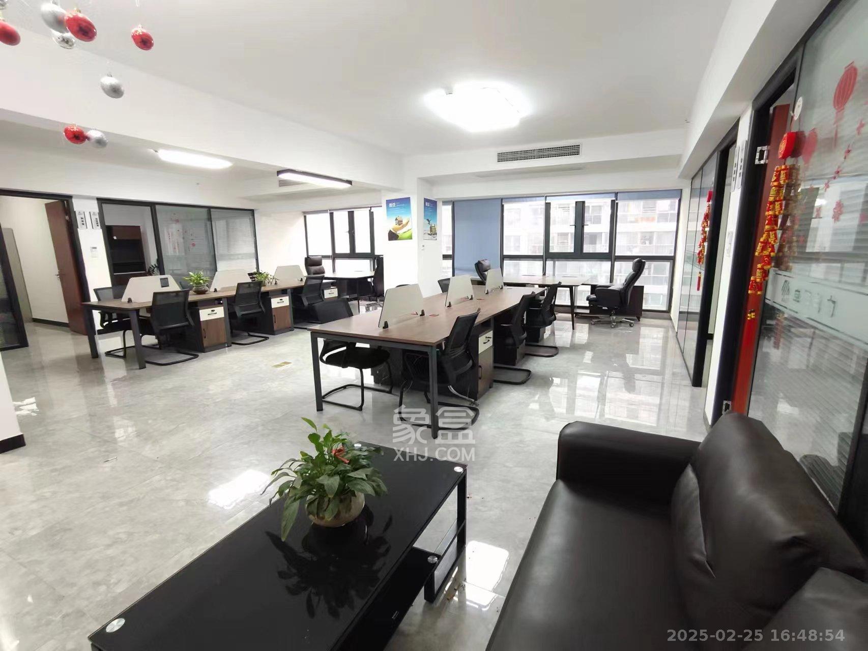 复地星光天地 1室1厅1卫 4800.0元/月 复地星光天地 1室1厅1卫 4800.0元/月室内图