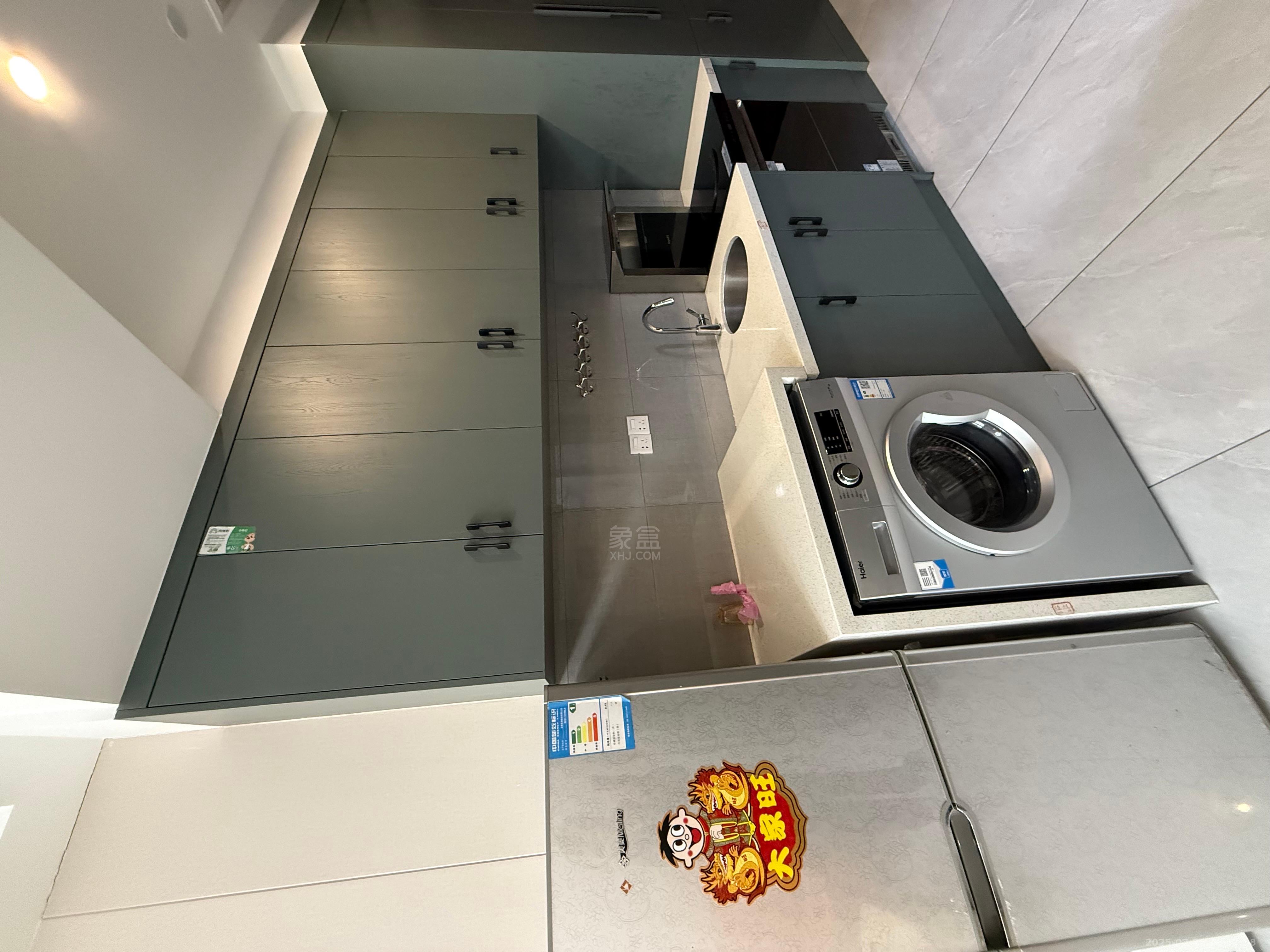 日盛大厦 1室1厅1卫 1600.0元/月 日盛大厦 1室1厅1卫 1600.0元/月室内图