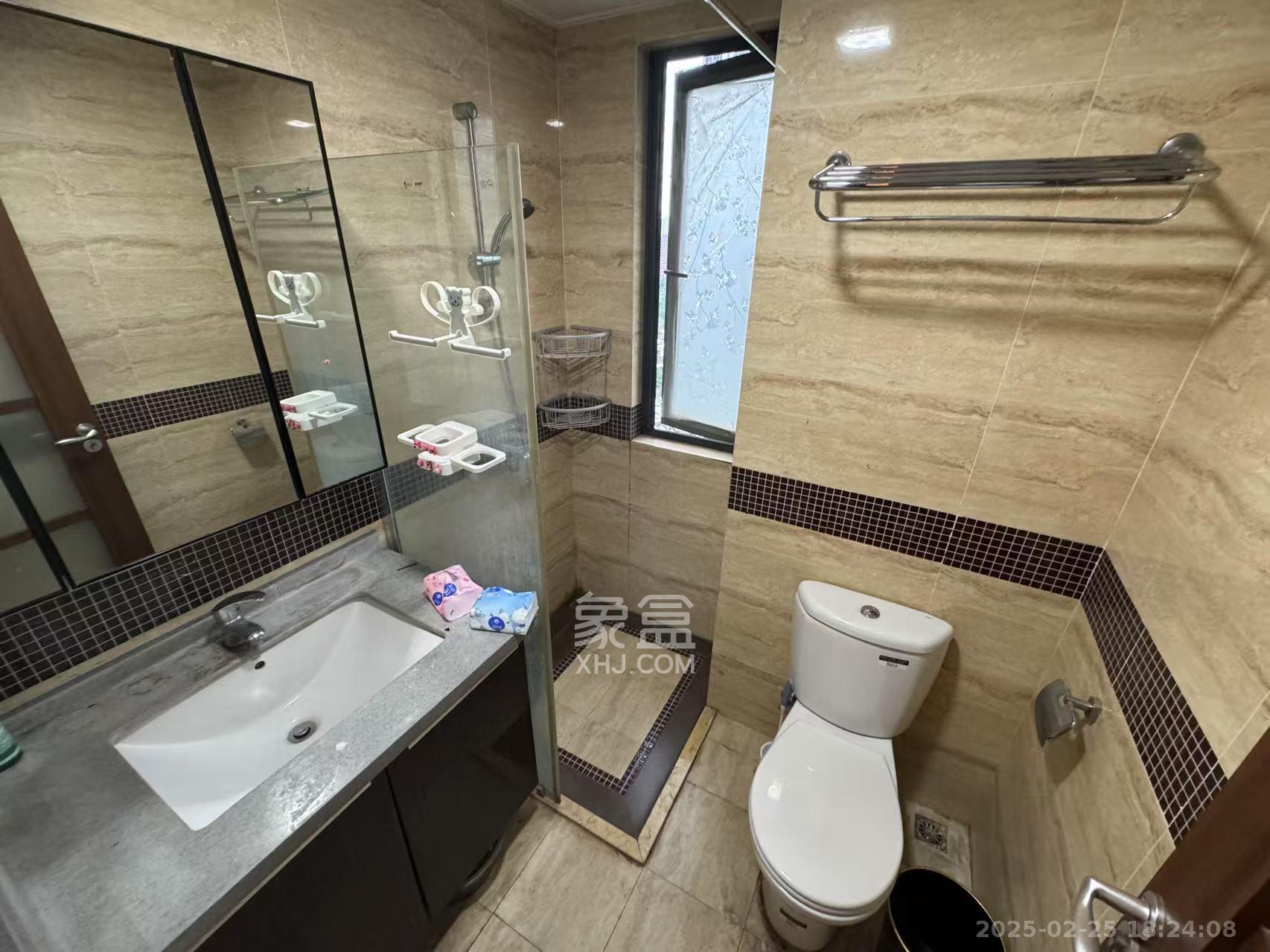 万科城 2室2厅1卫 2500.0元/月 万科城 2室2厅1卫 2500.0元/月室内图