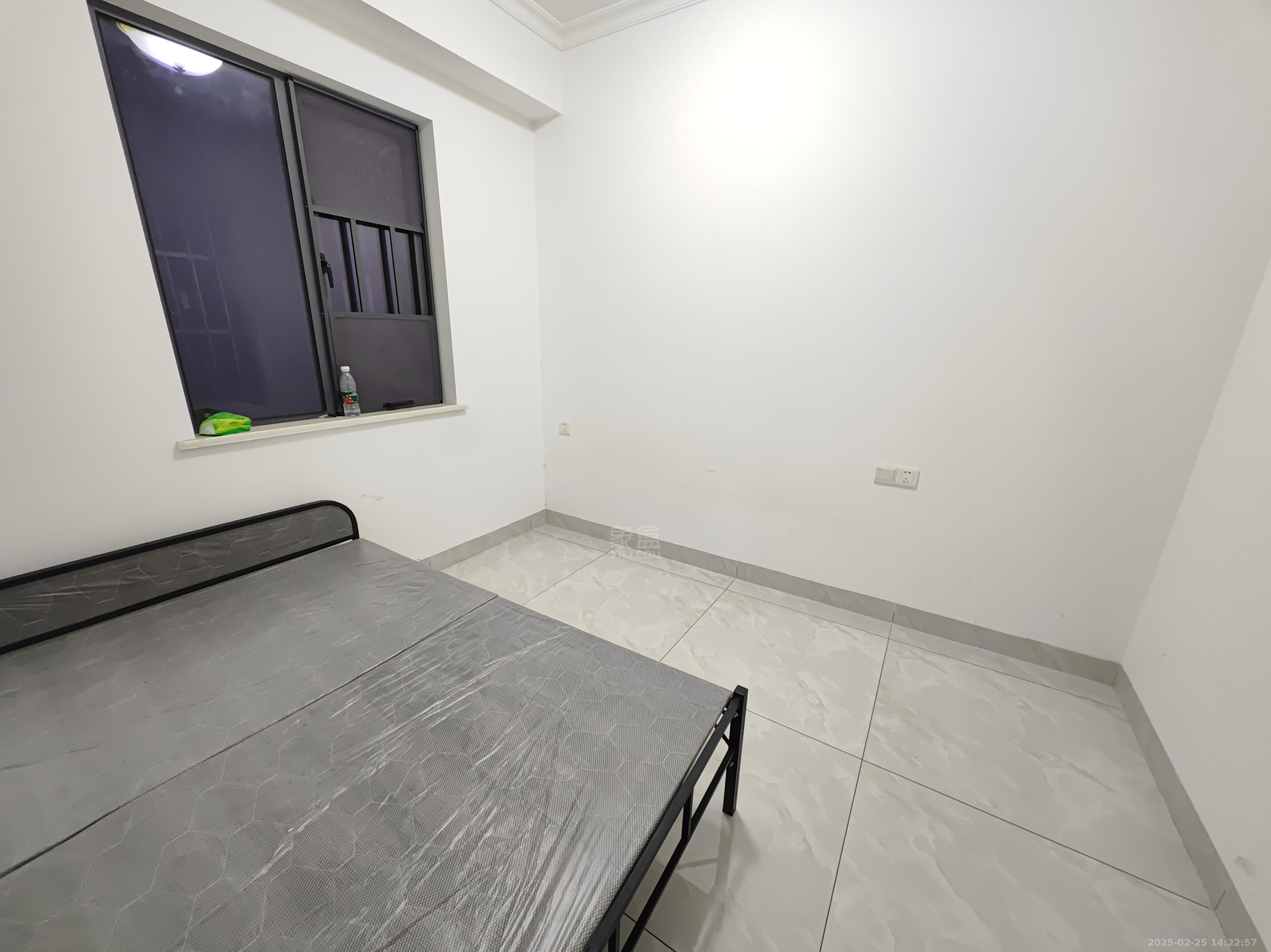 庐山春天 2室1厅1卫 2000.0元/月 庐山春天 2室1厅1卫 2000.0元/月室内图