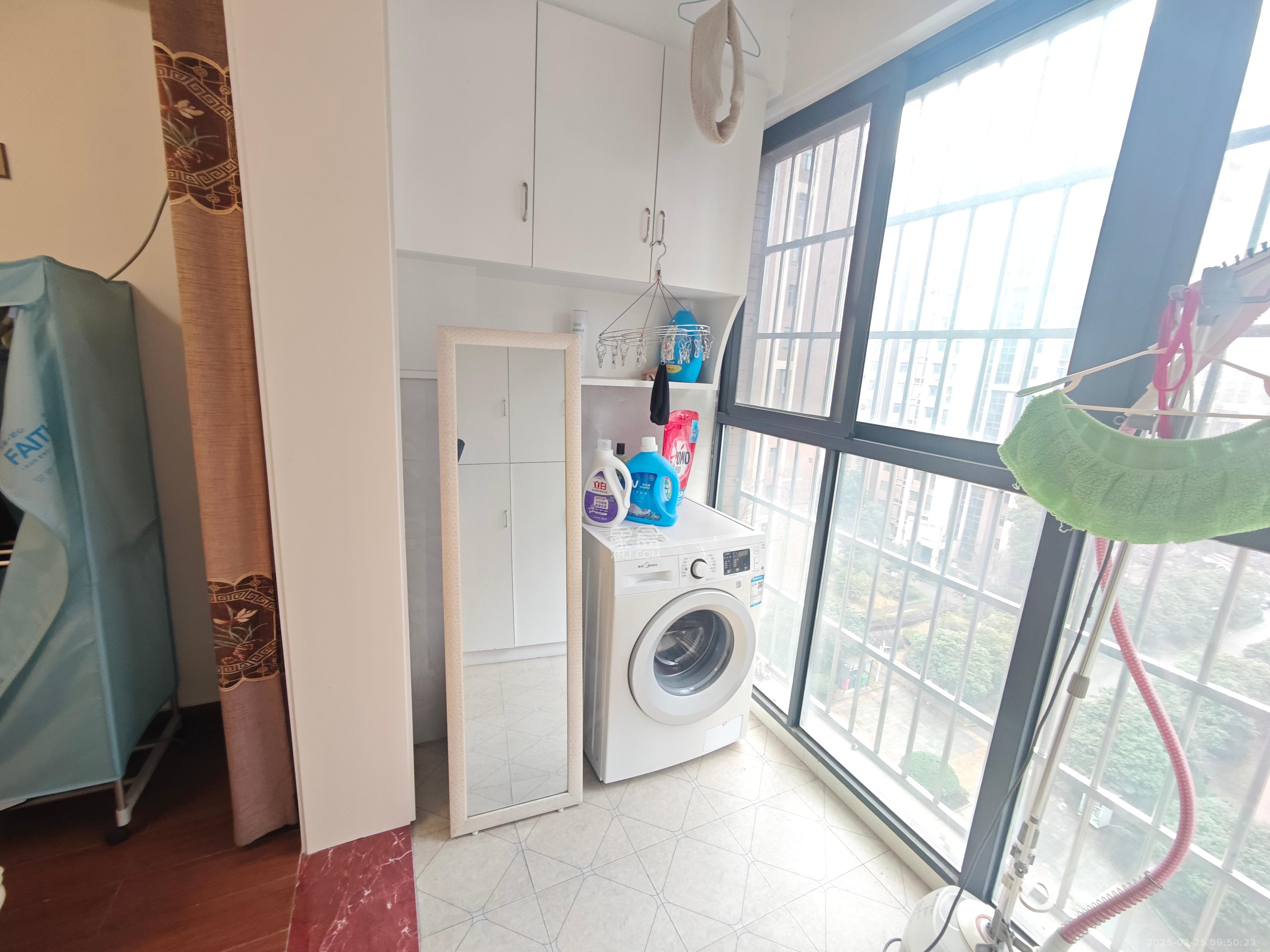 美利新世界  4室2厅2卫    3200.0元/月 美利新世界  4室2厅2卫    3200.0元/月室内图