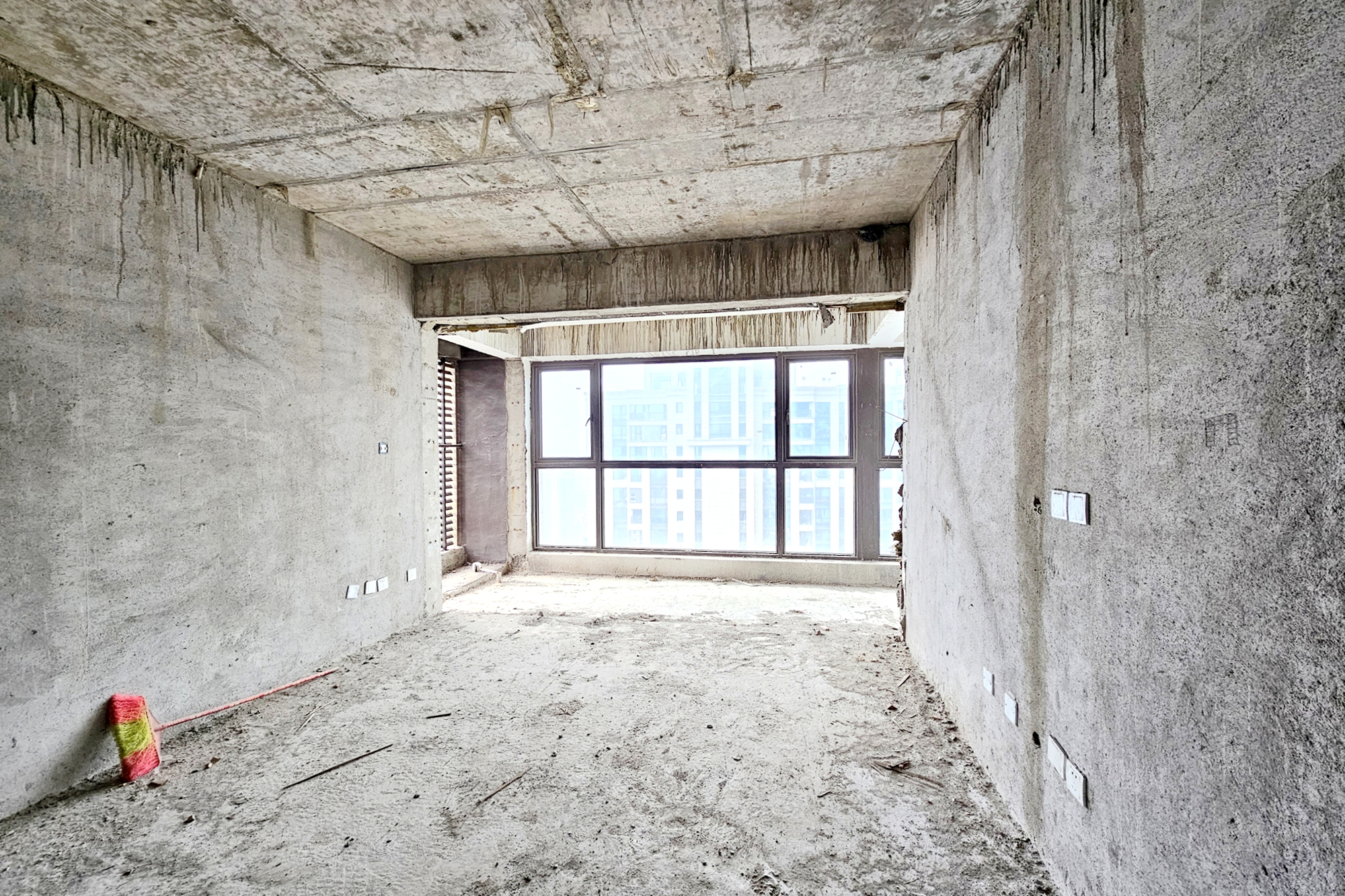 明昇壹城(明昇时代广场)二期 3室1厅1卫 125.0万 明昇壹城(明昇时代广场)二期 3室1厅1卫 125.0万客厅