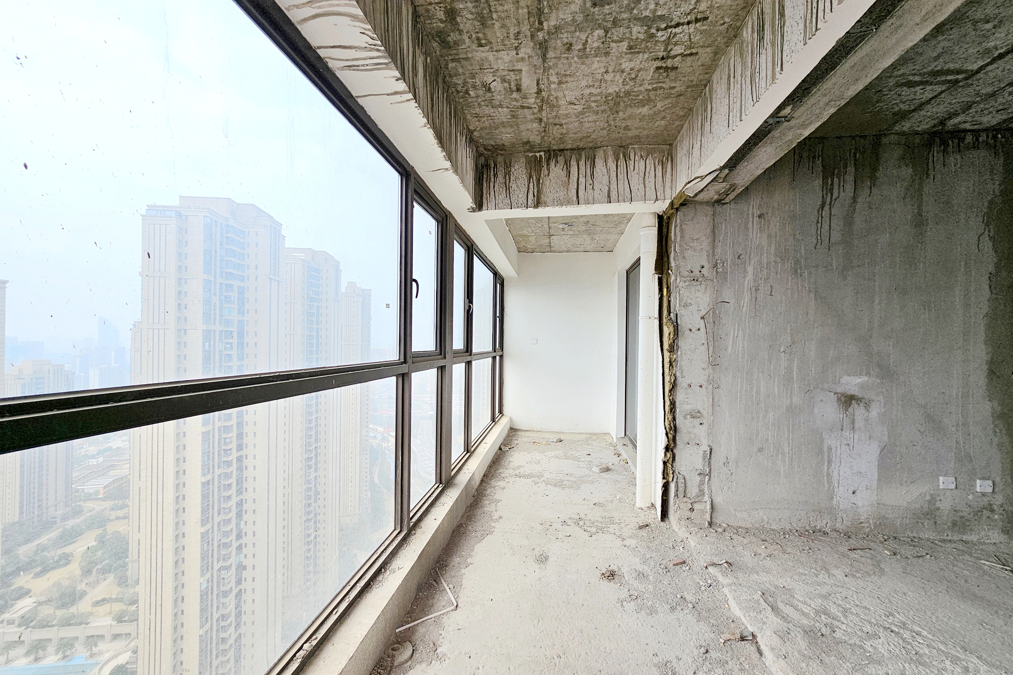 明昇壹城(明昇时代广场)二期 3室1厅1卫 125.0万 明昇壹城(明昇时代广场)二期 3室1厅1卫 125.0万阳台