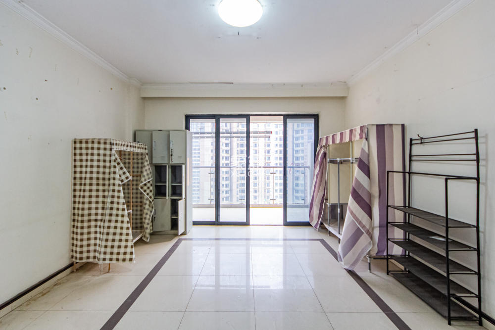 珠江花城二期扶水岸  3室2厅2卫    94.0万