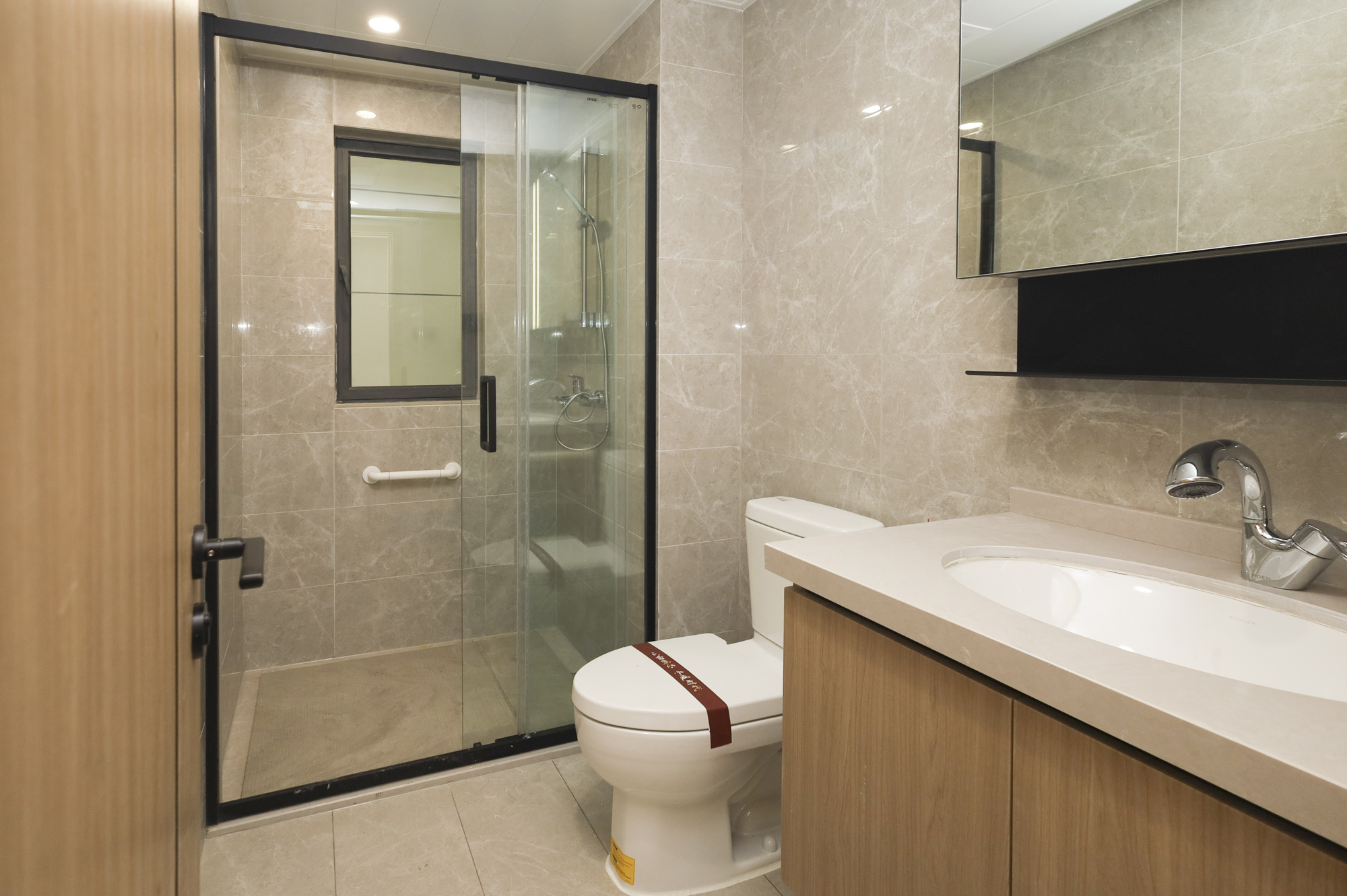 长沙北中心保利时代C区 3室2厅2卫 115.0万 长沙北中心保利时代C区 3室2厅2卫 115.0万卫生间