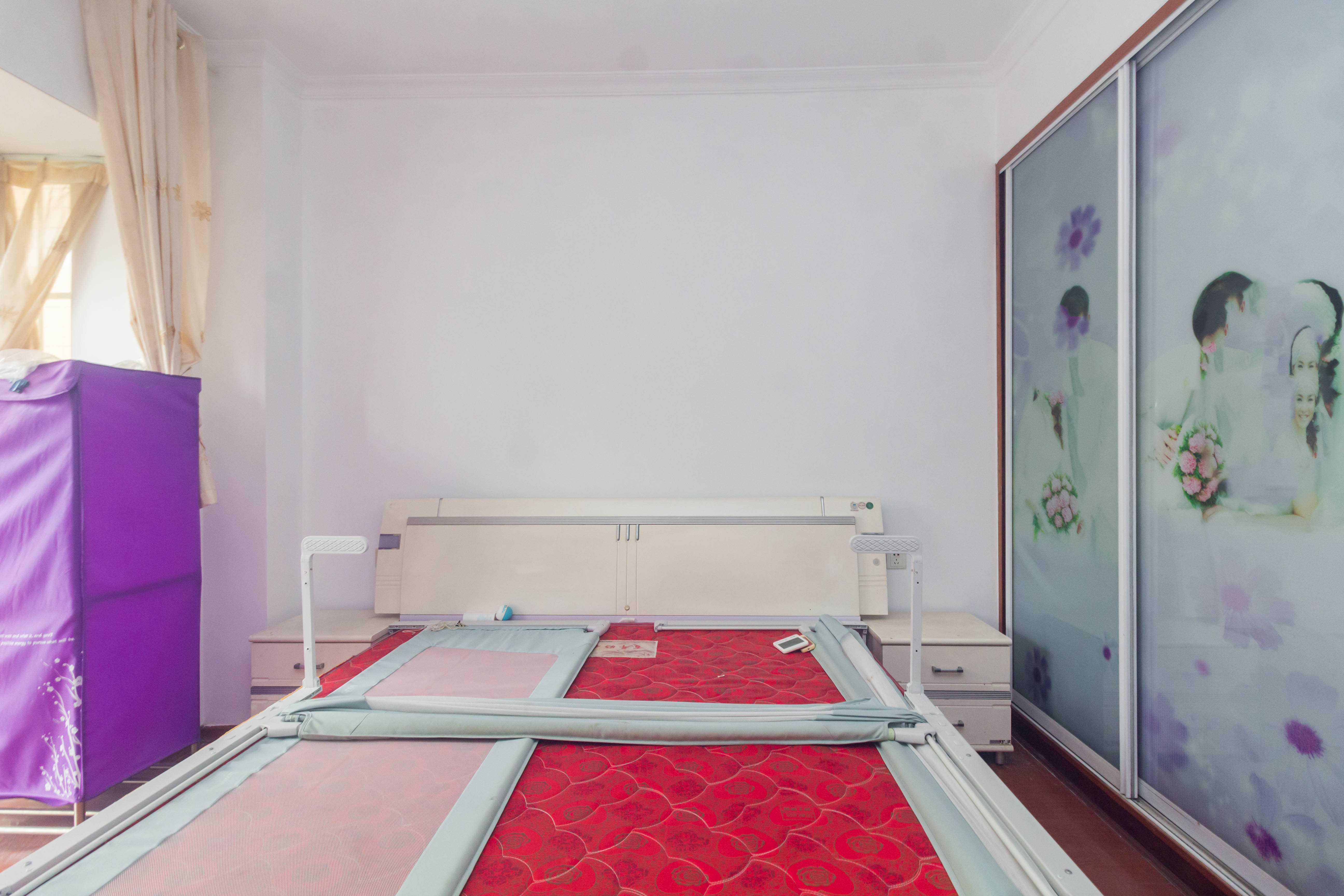 圣力华苑  3室2厅2卫    59.8万卧室