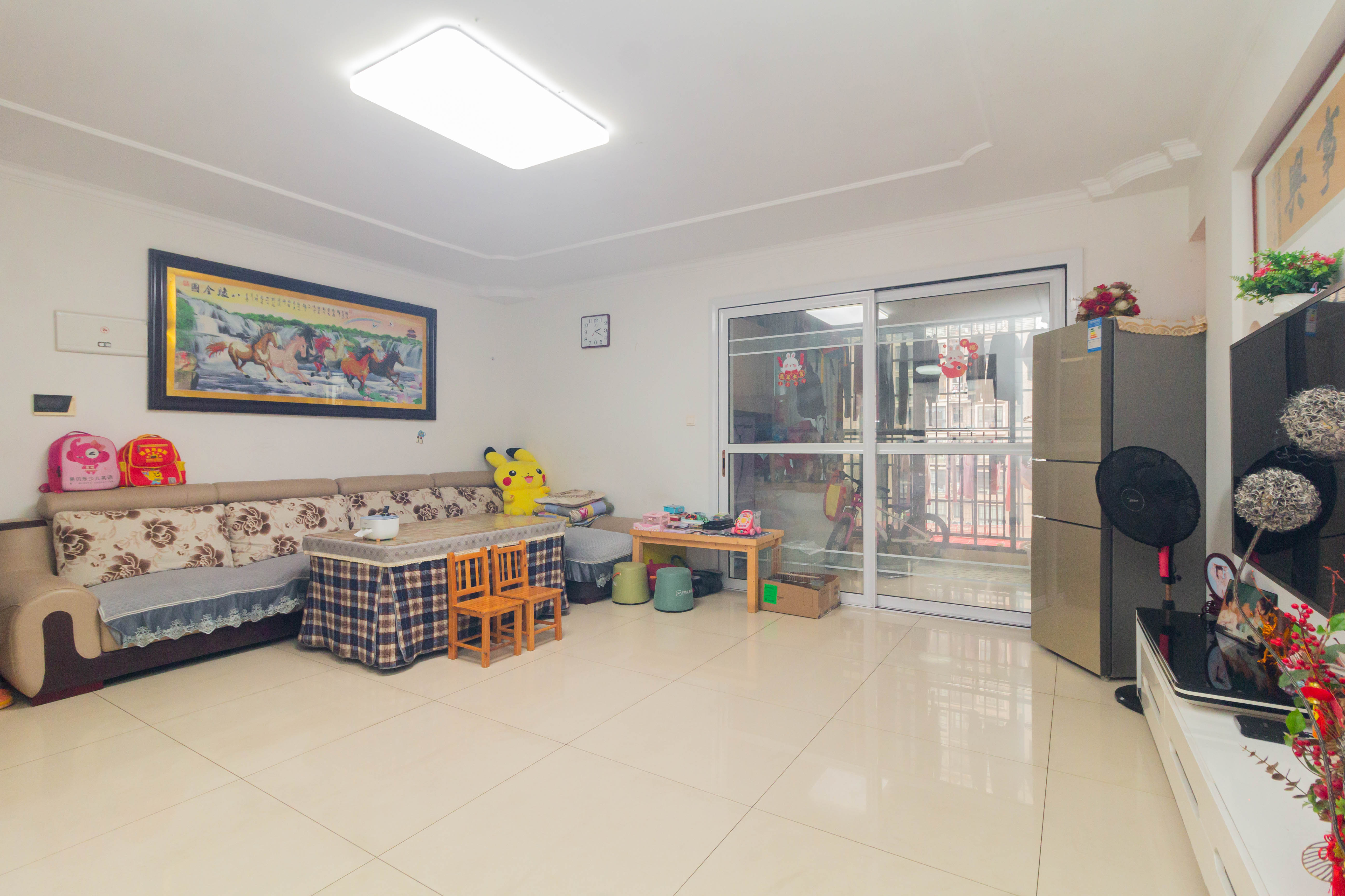 康桥长郡  4室2厅2卫    95.0万 康桥长郡  4室2厅2卫    95.0万客厅