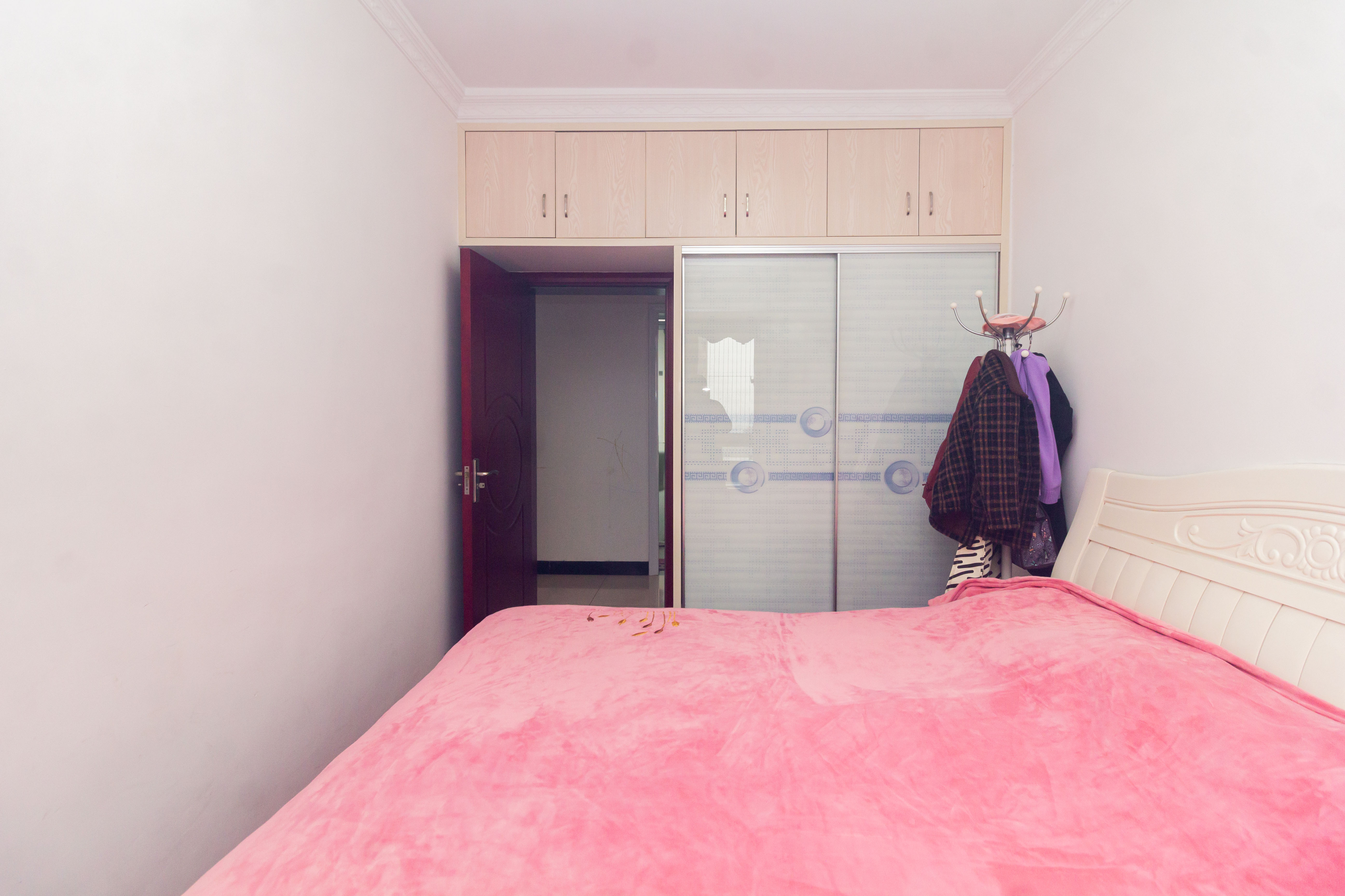 康桥长郡  4室2厅2卫    95.0万 康桥长郡  4室2厅2卫    95.0万卧室