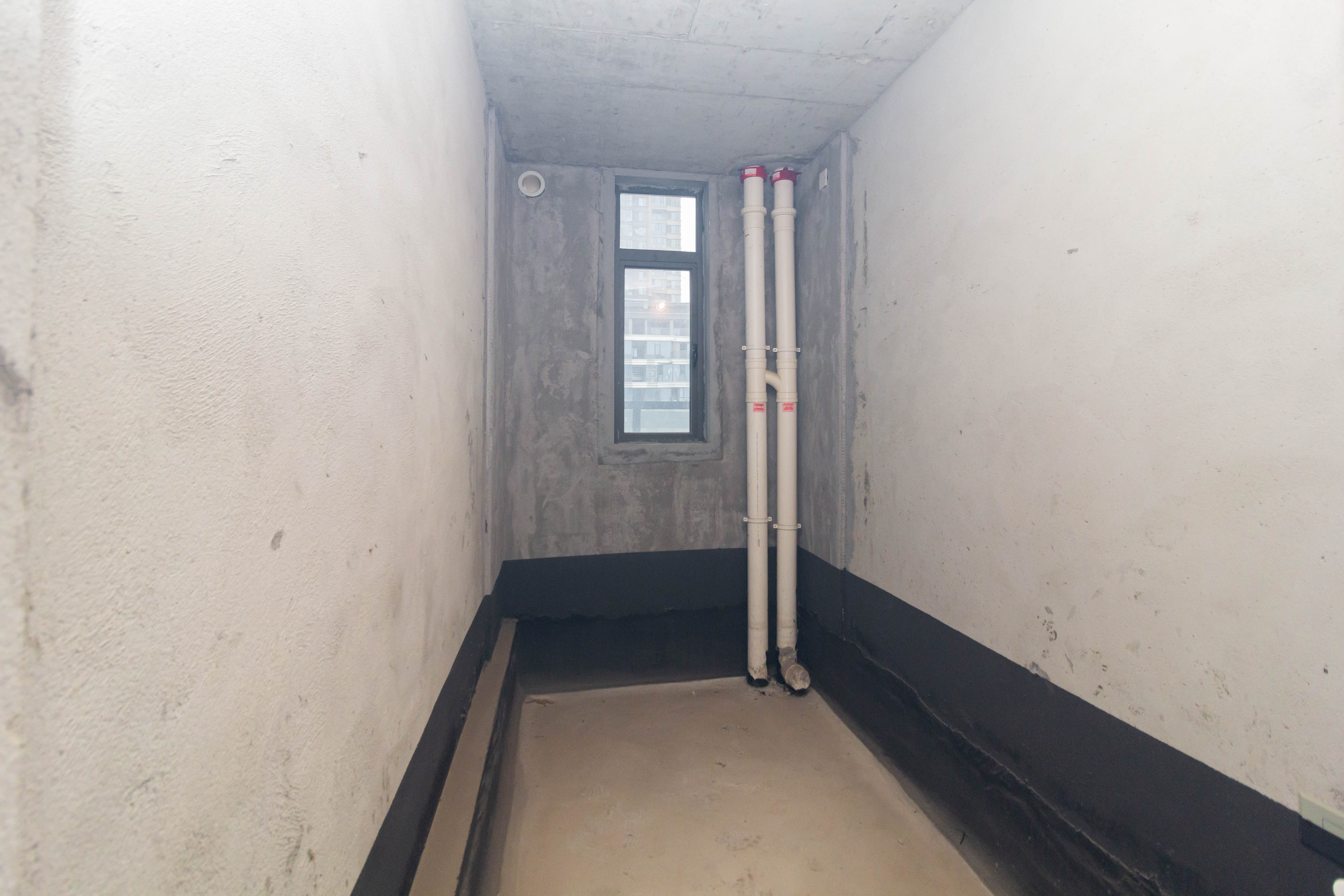 福天星中心(福天星雅苑)  4室2厅2卫    142.0万 福天星中心(福天星雅苑)  4室2厅2卫    142.0万卫生间