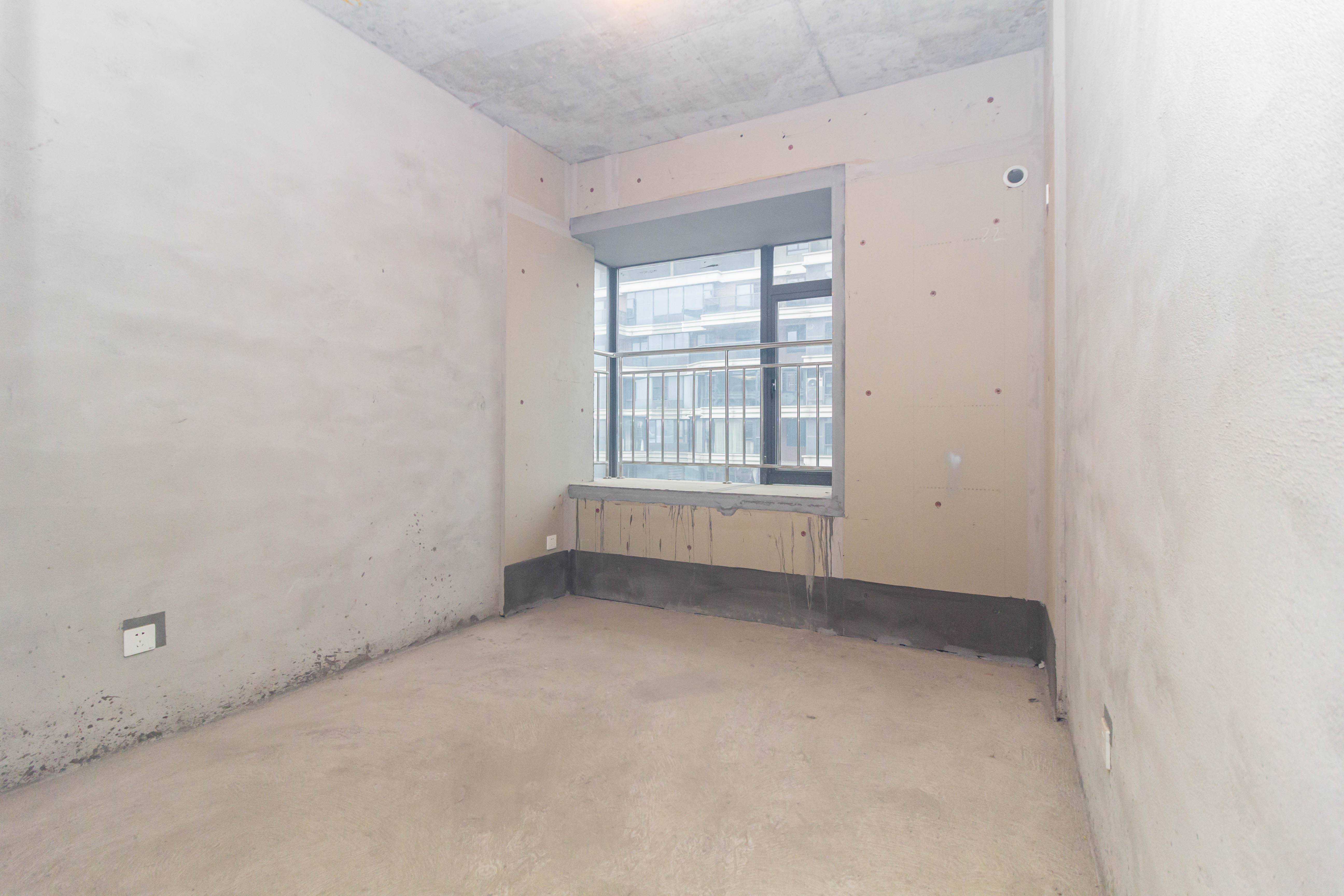 福天星中心(福天星雅苑)  4室2厅2卫    142.0万 福天星中心(福天星雅苑)  4室2厅2卫    142.0万卧室