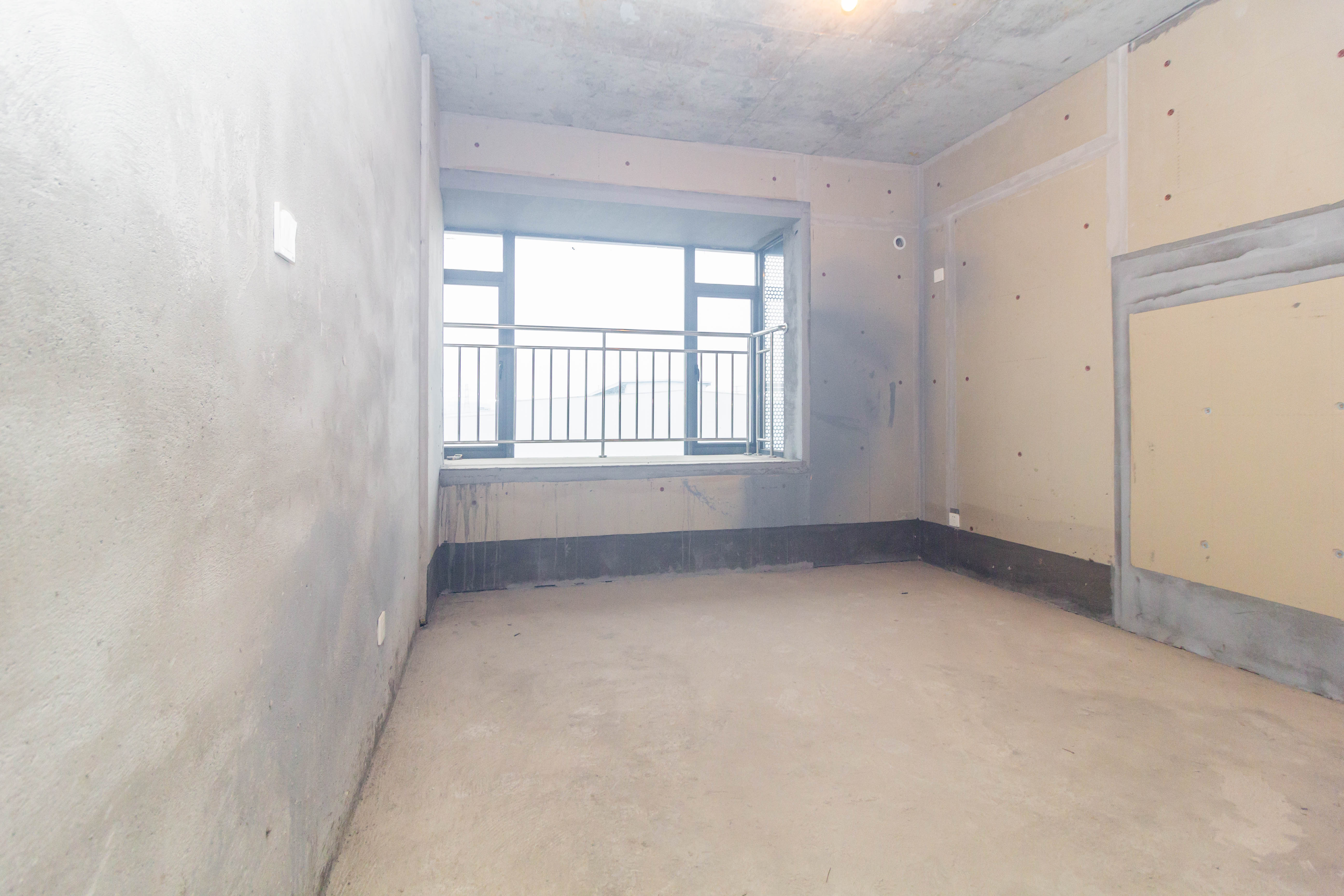 福天星中心(福天星雅苑)  4室2厅2卫    142.0万 福天星中心(福天星雅苑)  4室2厅2卫    142.0万卧室