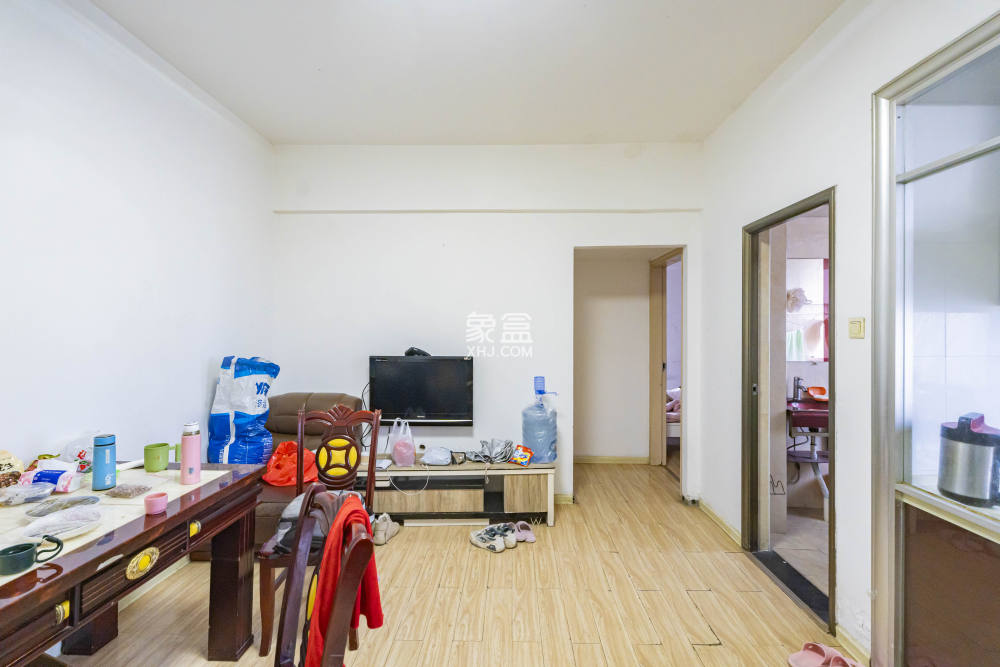 名富公寓  2室1厅1卫    42.0万