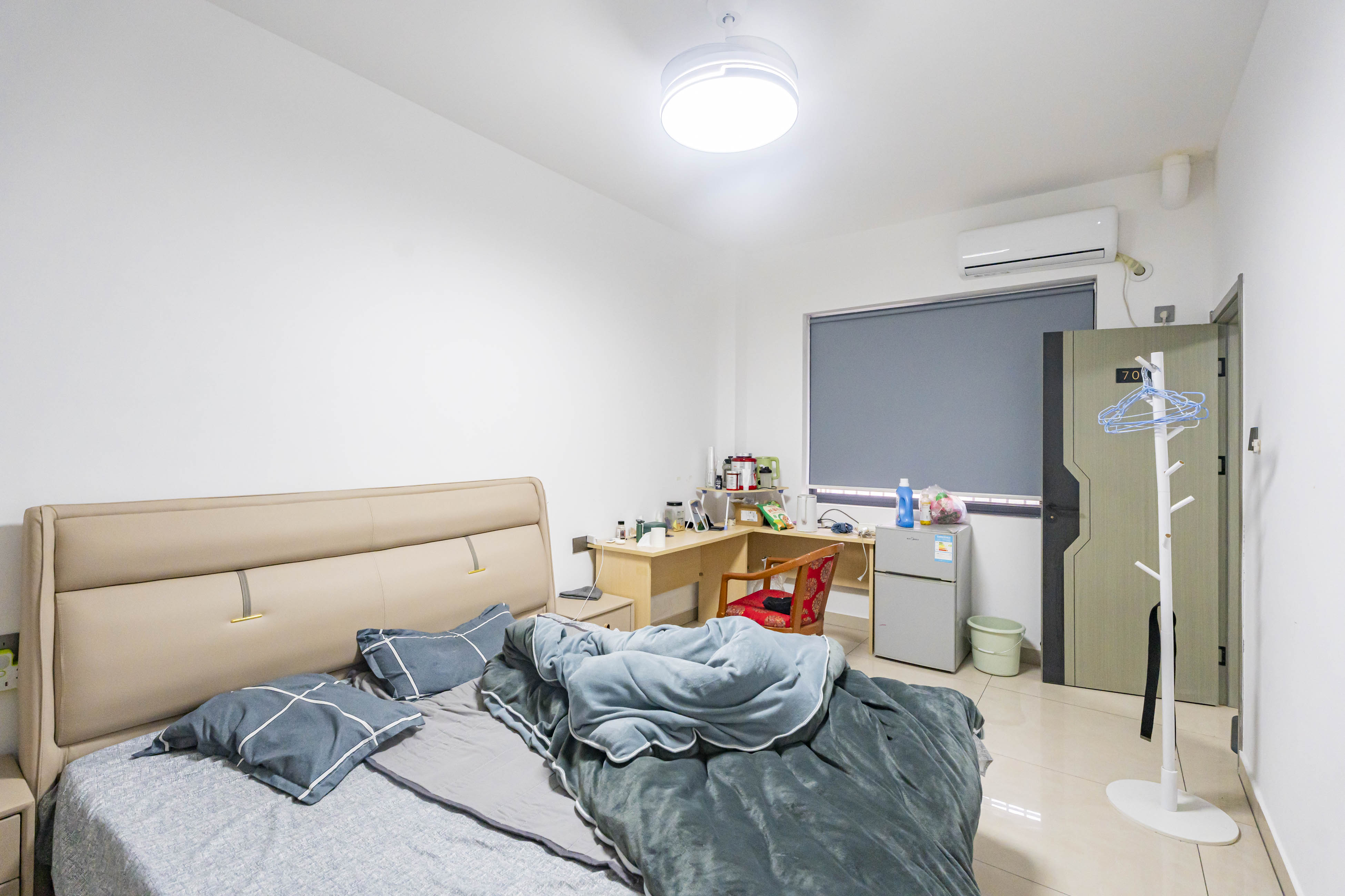 建湘新村  7室0厅2卫   214.00万卧室