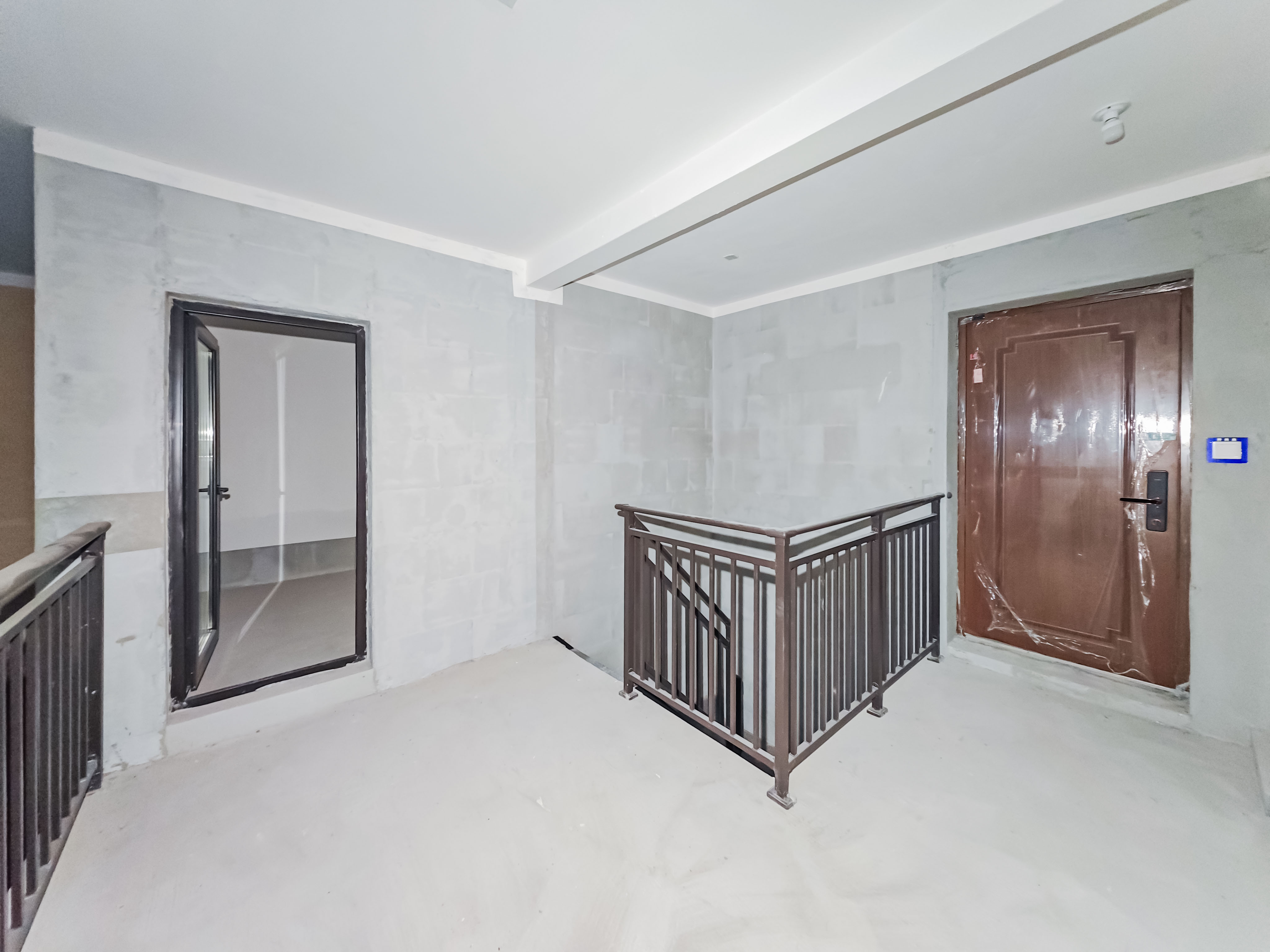 建发玖洲观澜  3室1厅2卫   230.00万其他