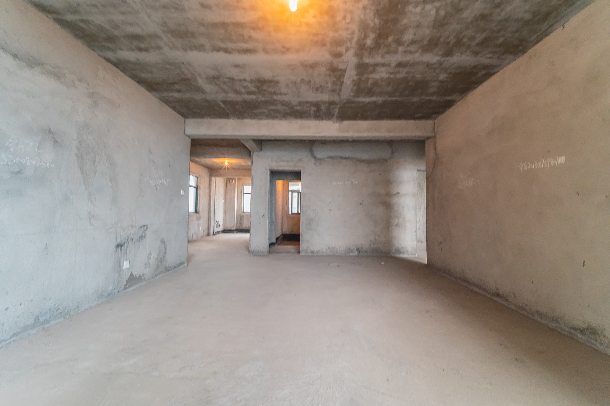 星电恬园  3室2厅2卫    89.9万 星电恬园  3室2厅2卫    89.9万客厅