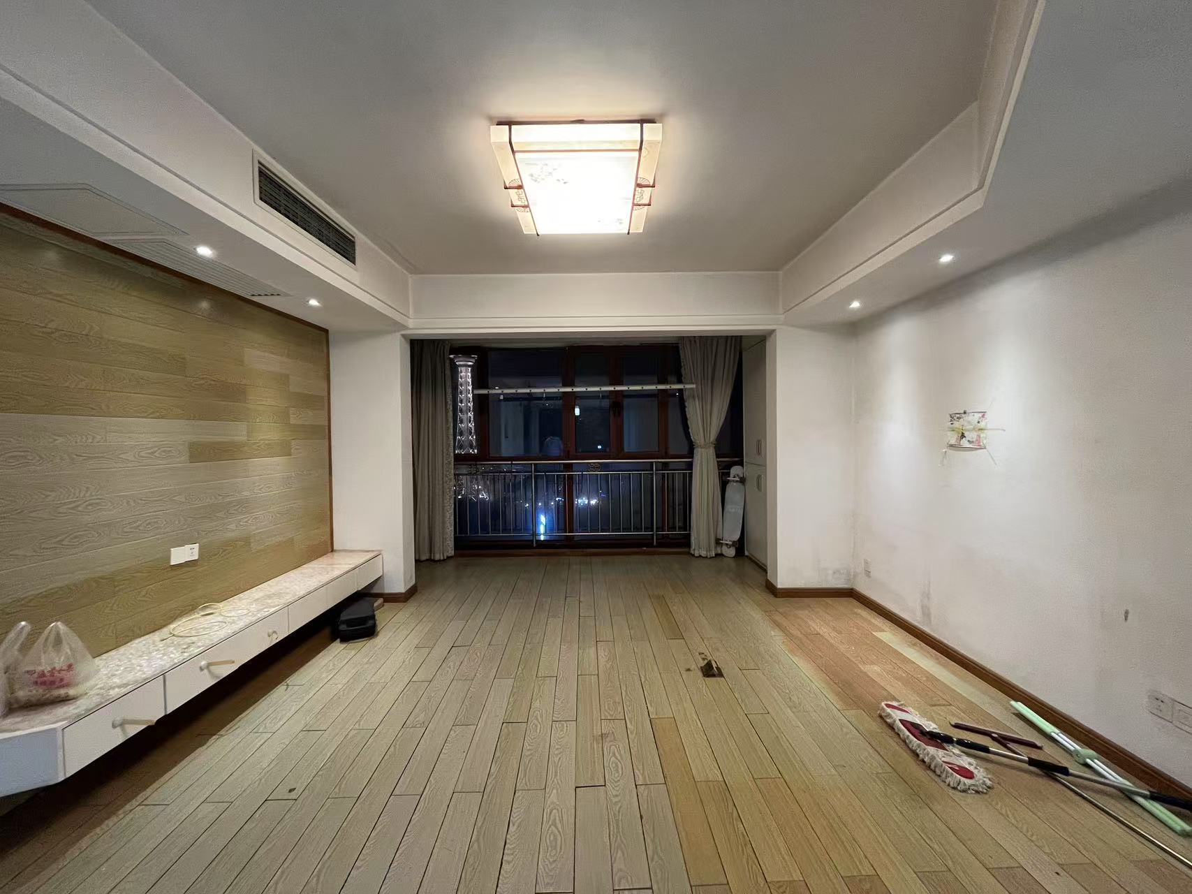 海韵天城 4室2厅2卫 65.0万 海韵天城 4室2厅2卫 65.0万室内图