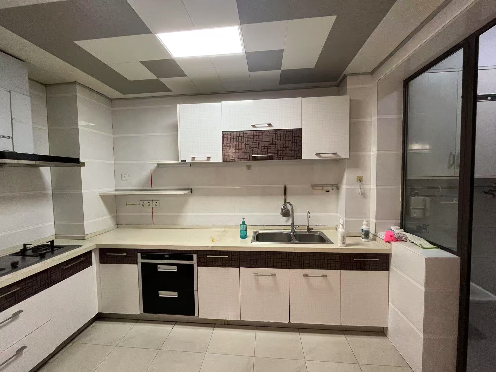 海韵天城 4室2厅2卫 65.0万 海韵天城 4室2厅2卫 65.0万室内图