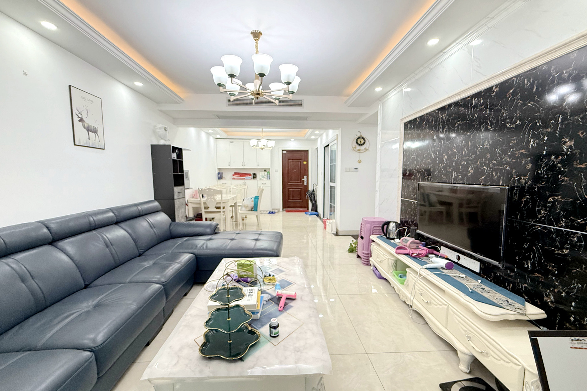 明昇壹城(明昇时代广场)一期 3室1厅1卫 168.0万 明昇壹城(明昇时代广场)一期 3室1厅1卫 168.0万客厅