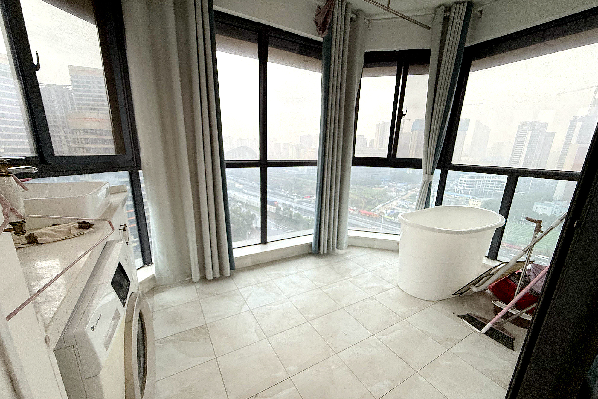 明昇壹城(明昇时代广场)一期 3室1厅1卫 168.0万 明昇壹城(明昇时代广场)一期 3室1厅1卫 168.0万其他