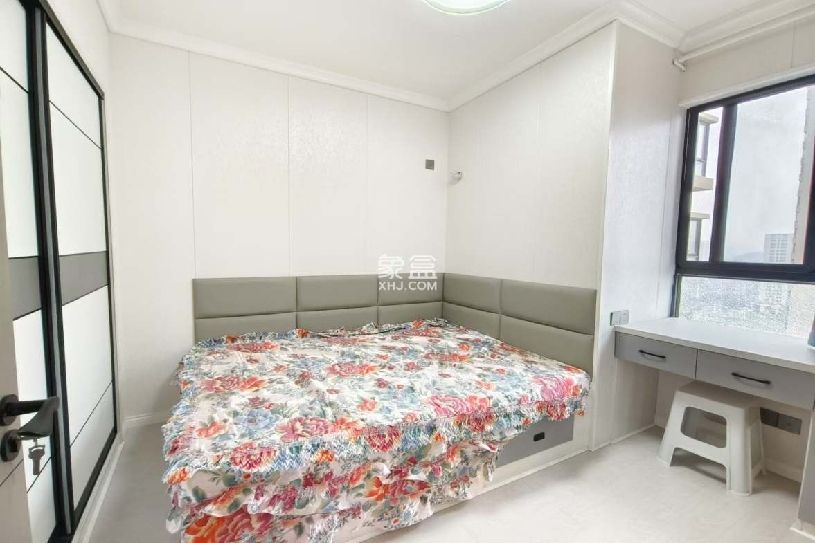 时代新城(翰林府) 3室2厅1卫 65.0万 时代新城(翰林府) 3室2厅1卫 65.0万室内图