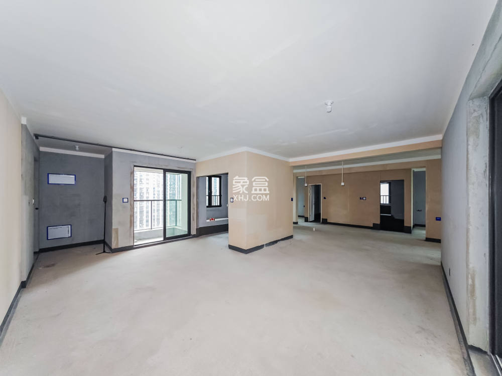 建发玖洲观澜  4室2厅2卫   212.00万