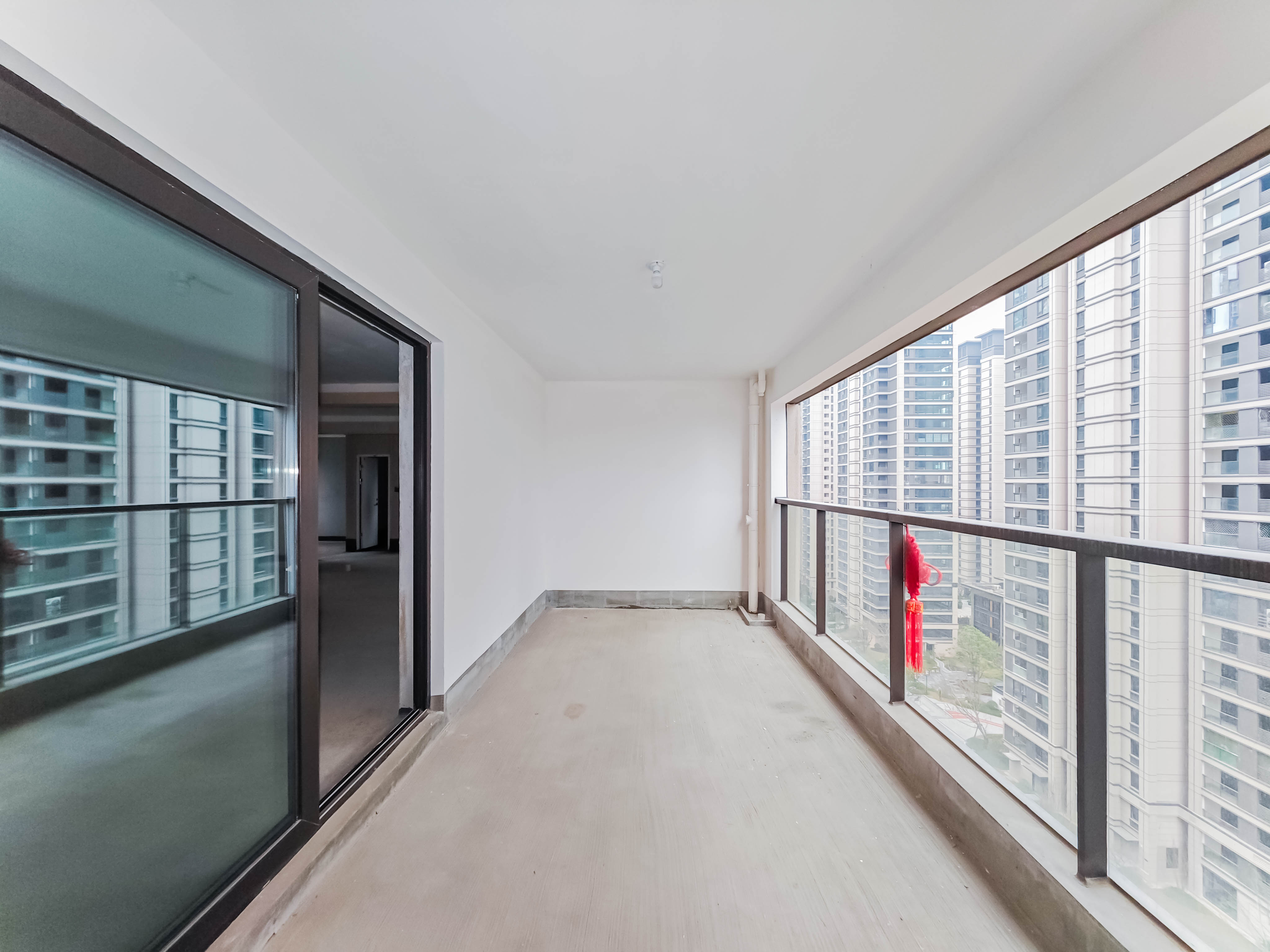 建发玖洲观澜  4室2厅2卫   212.00万其他